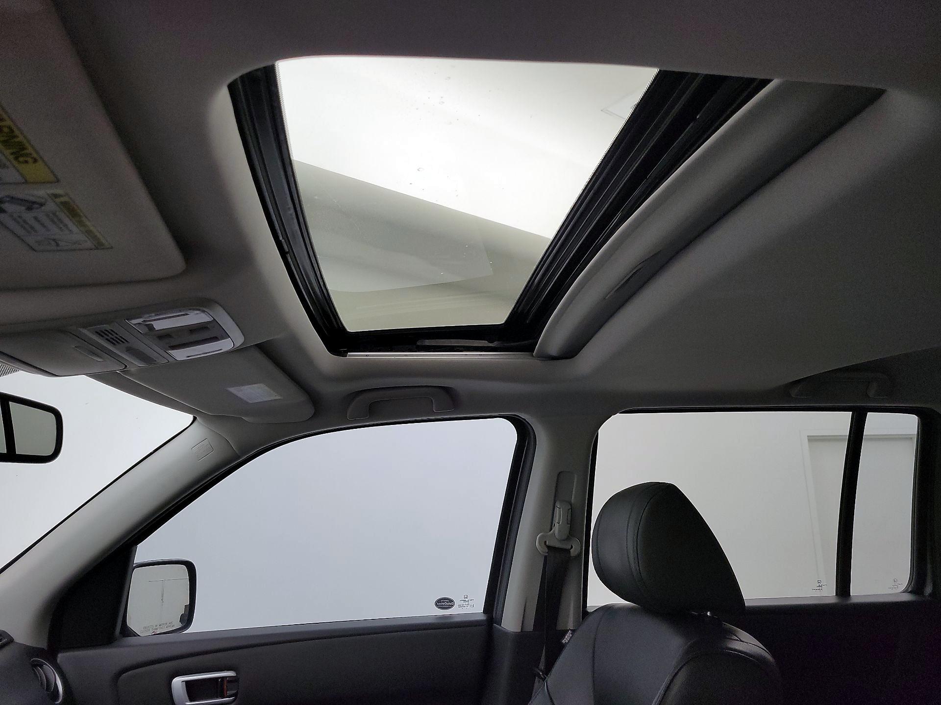 Thumbnail: 2015 Honda Pilot - 20