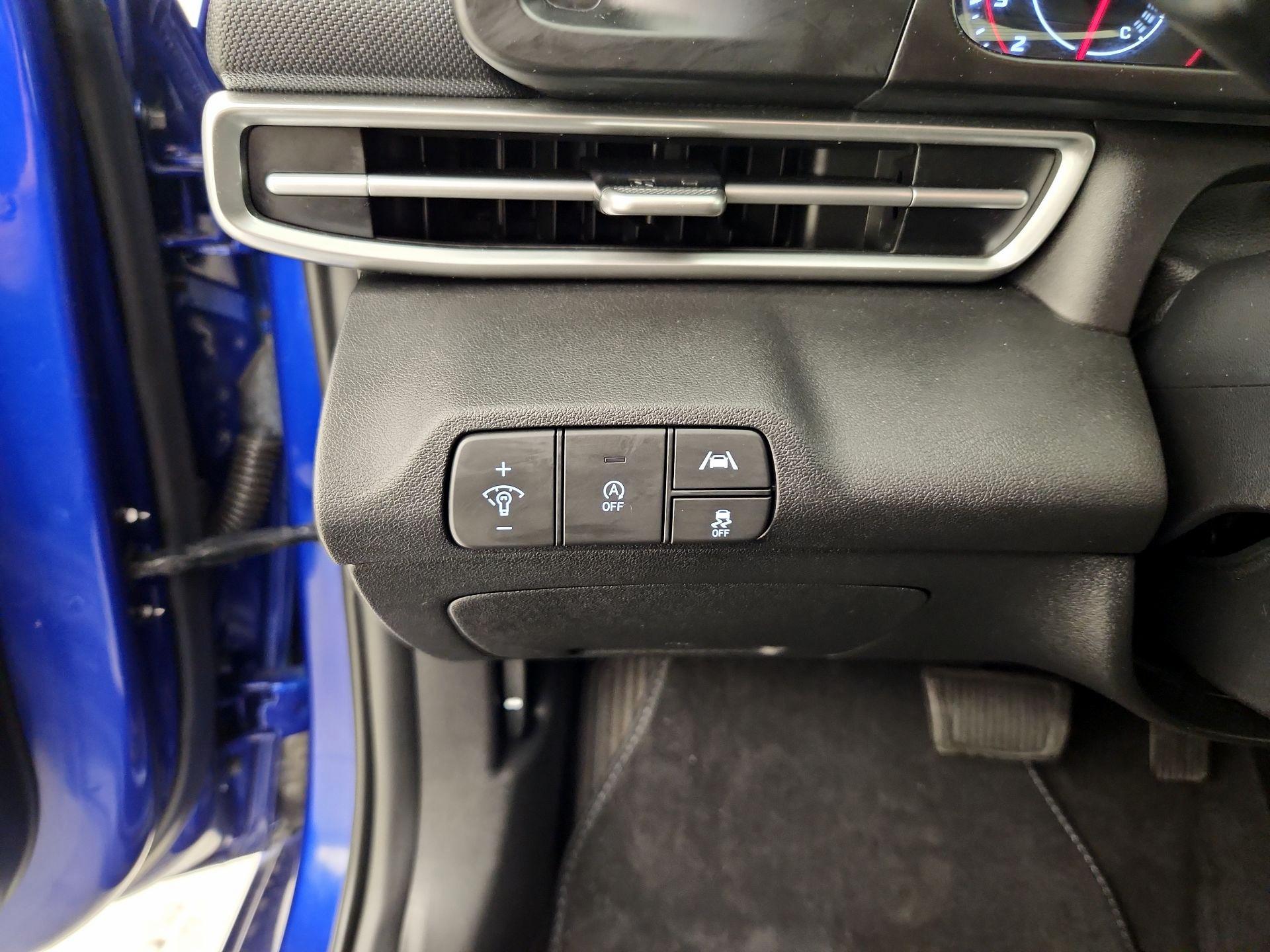 Thumbnail: 2022 Hyundai Elantra - 13