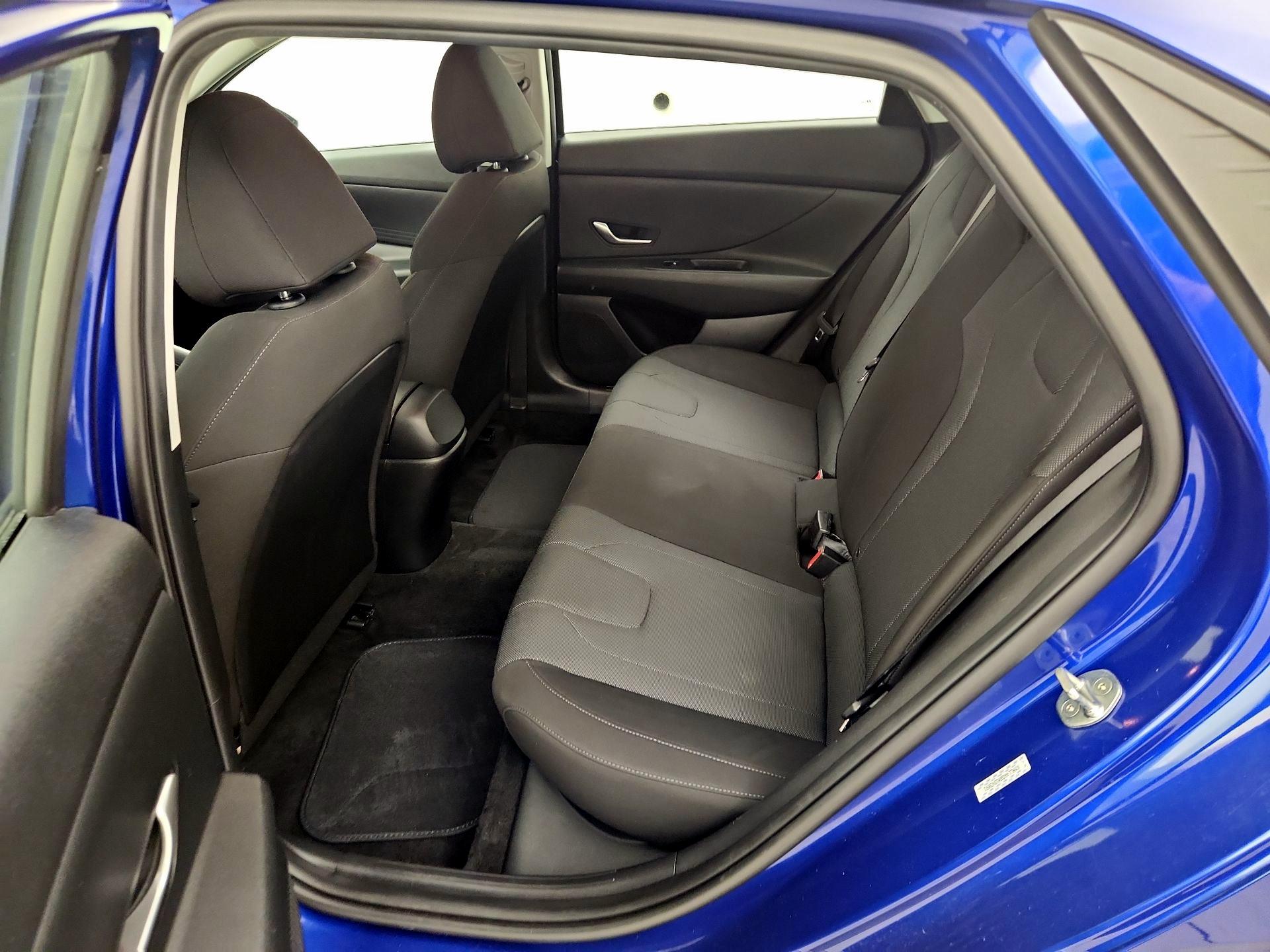 Thumbnail: 2022 Hyundai Elantra - 19