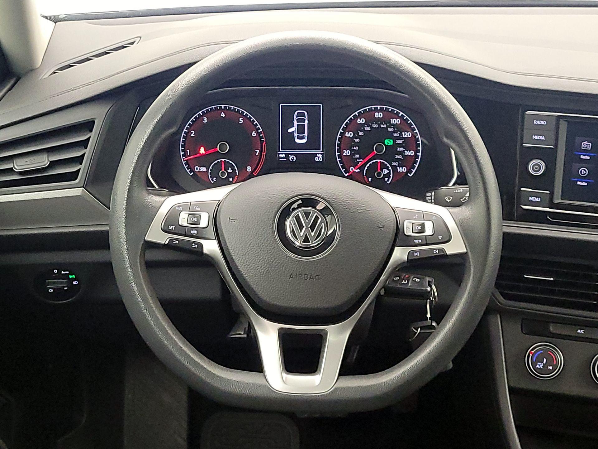 Thumbnail: 2020 Volkswagen Jetta - 10