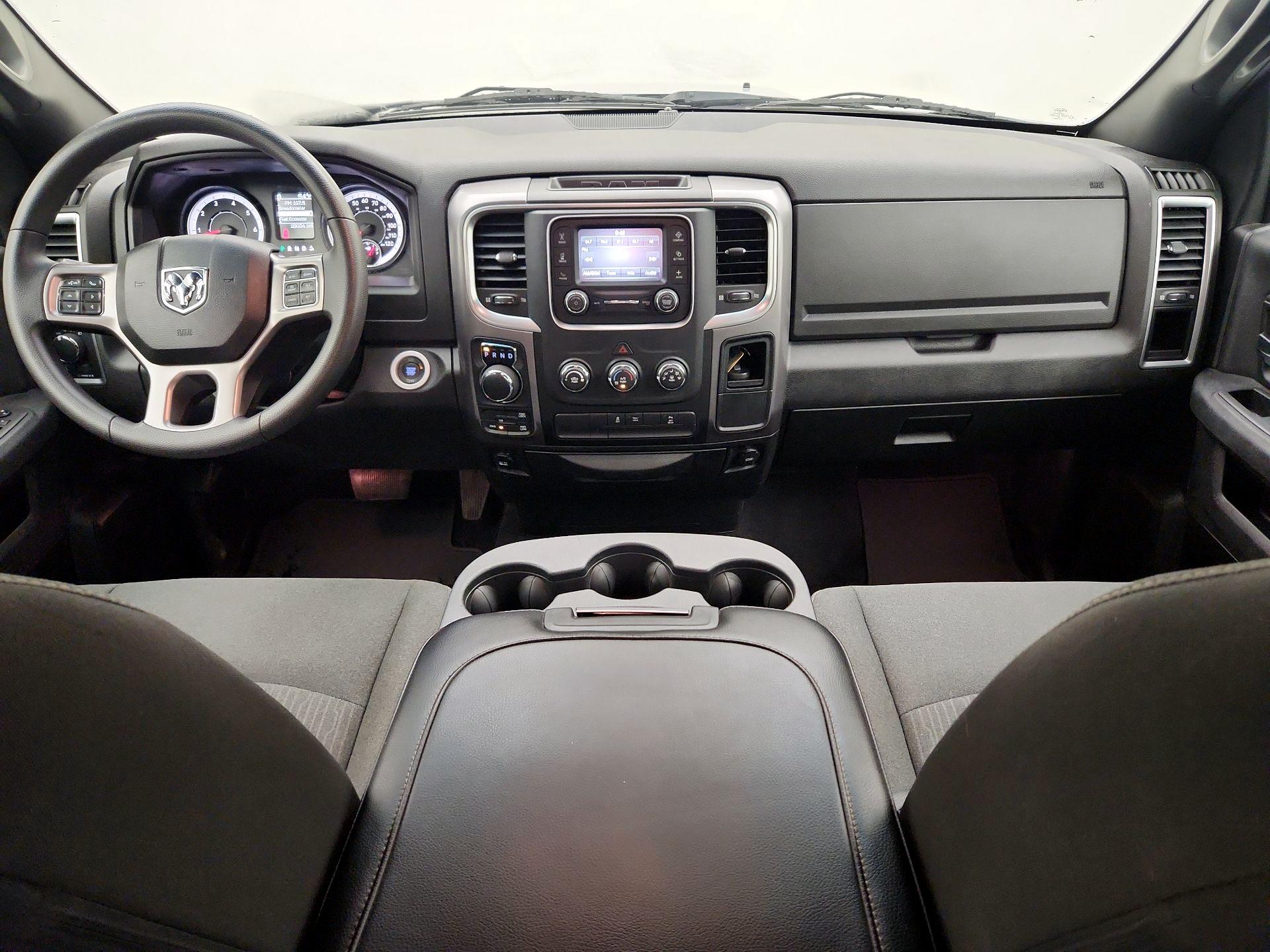 Thumbnail: 2022 RAM 1500 Classic - 9