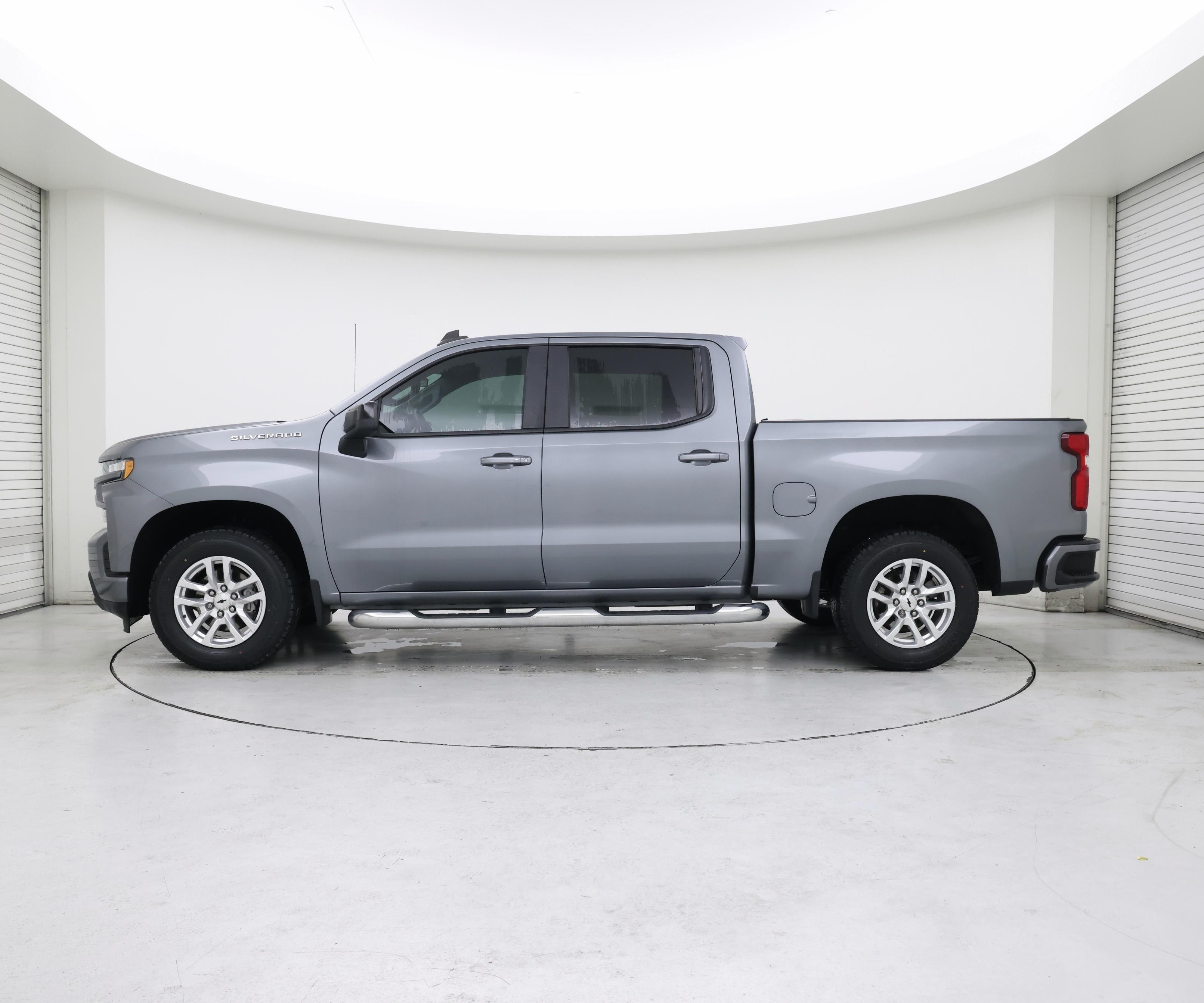 Thumbnail: 2020 Chevrolet Silverado 1500 - 3