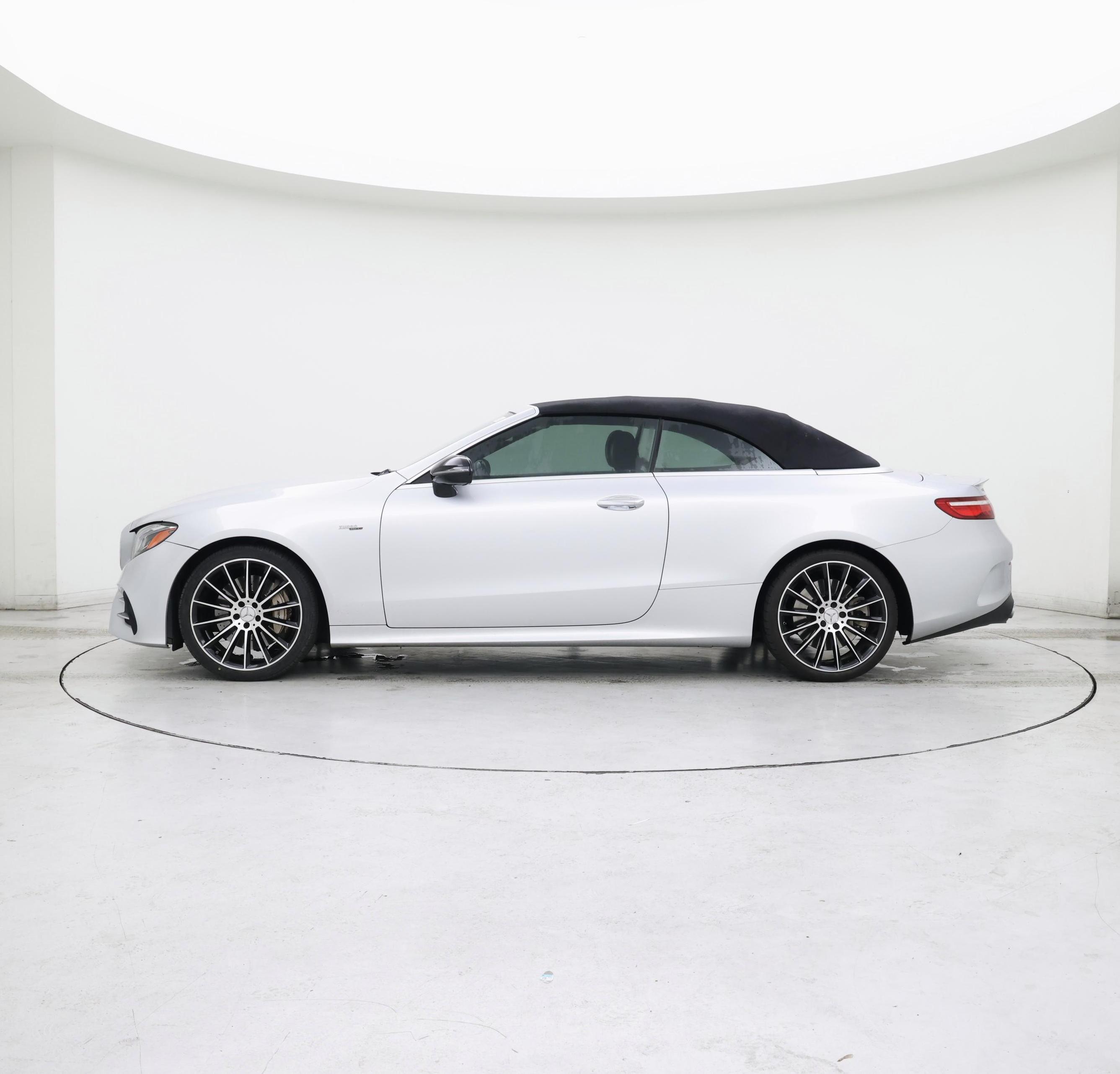 Thumbnail: 2019 Mercedes-Benz E-Class - 3