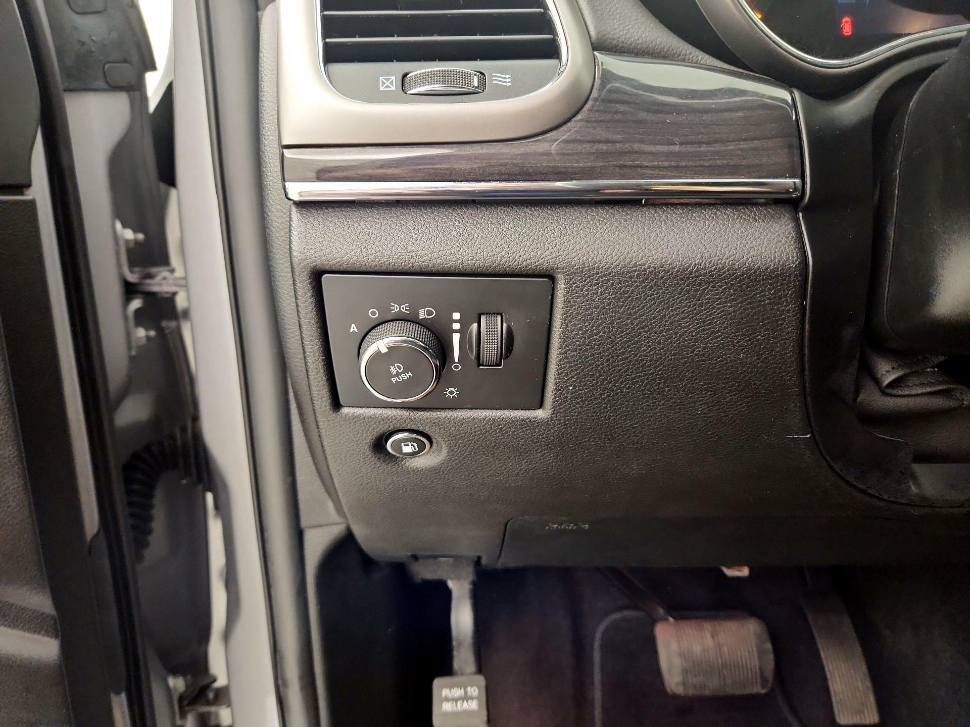 Thumbnail: 2018 Jeep Grand Cherokee - 13