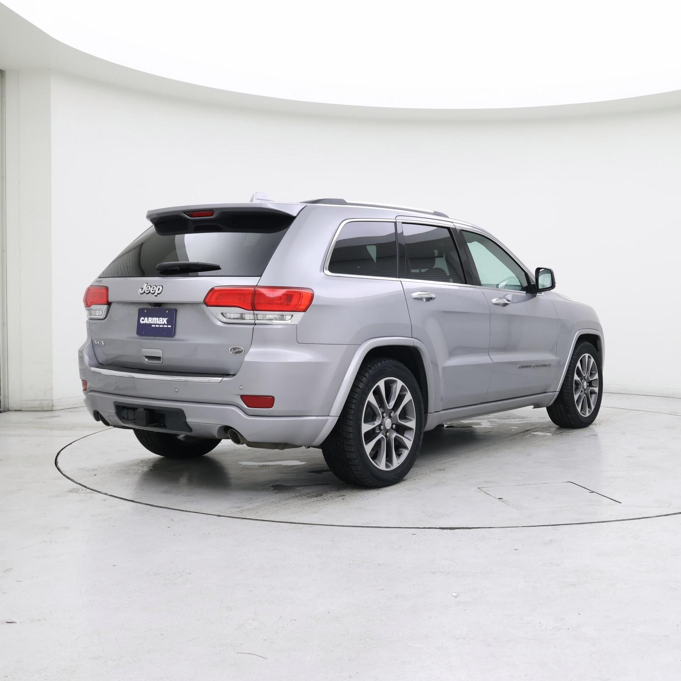 Thumbnail: 2018 Jeep Grand Cherokee - 8