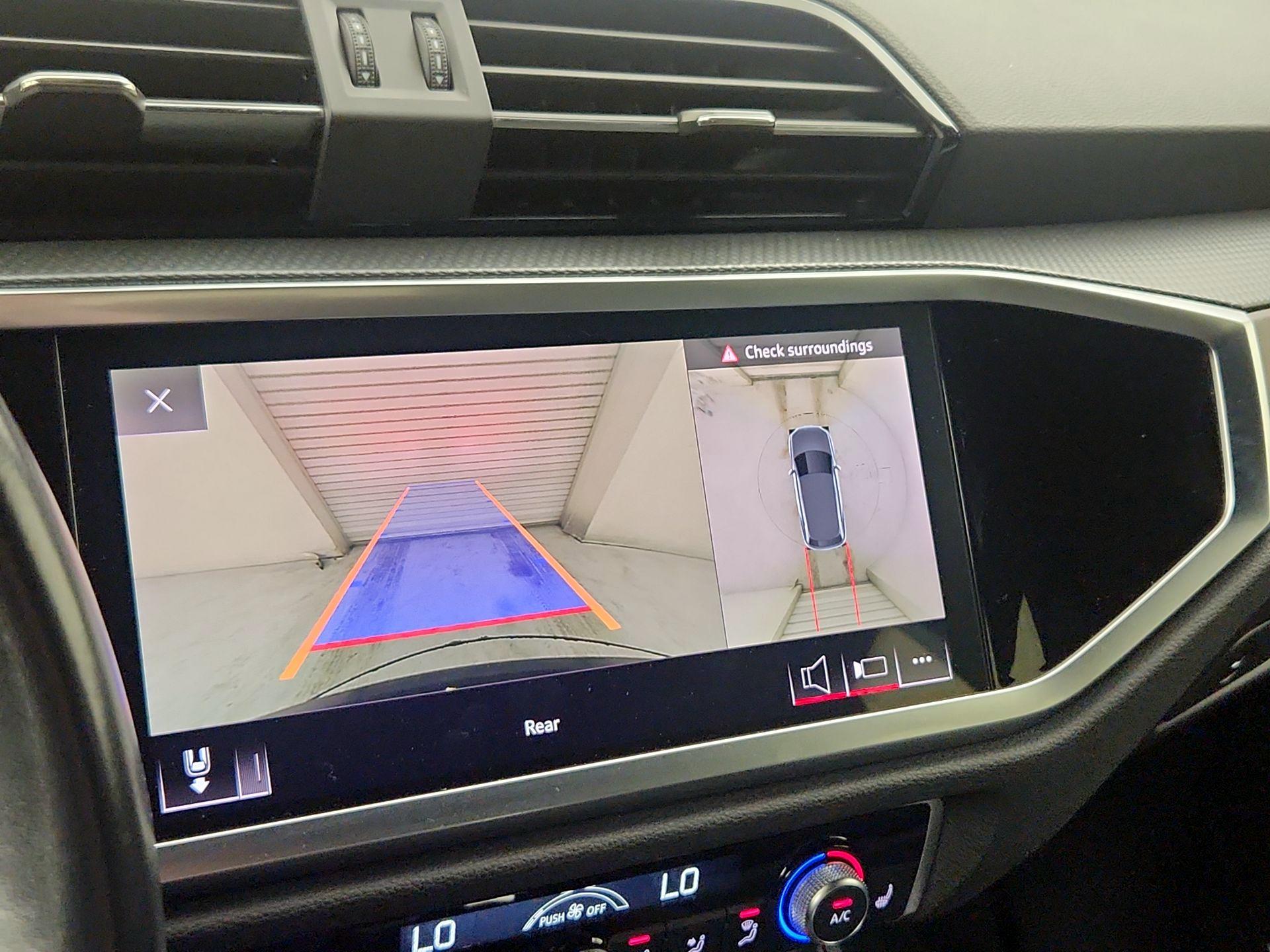 Thumbnail: 2020 Audi Q3 - 15