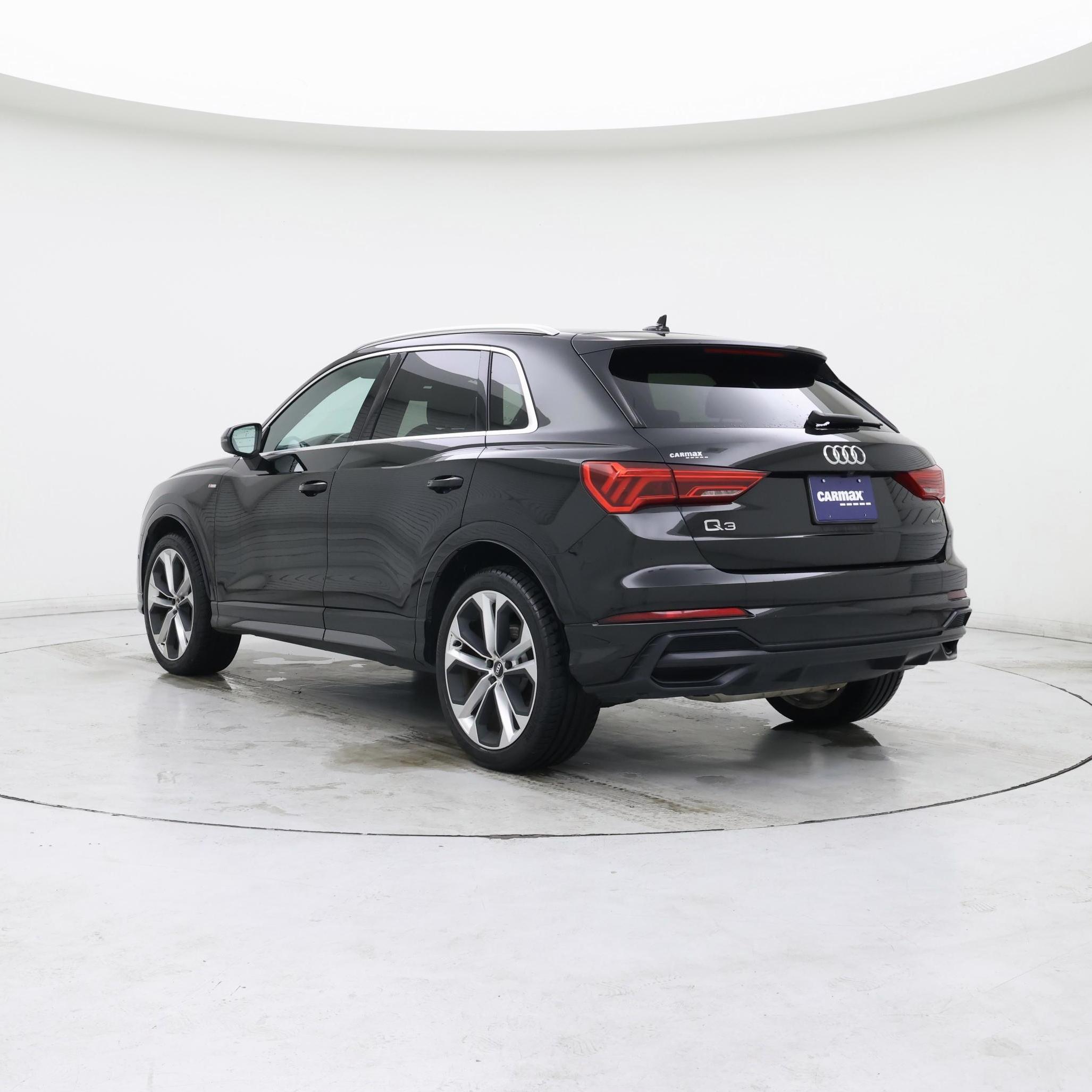 Thumbnail: 2020 Audi Q3 - 2