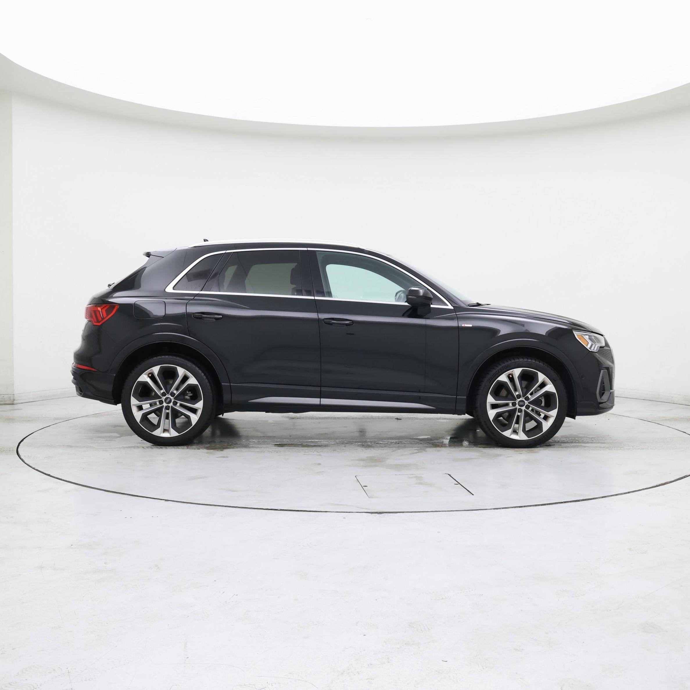 Thumbnail: 2020 Audi Q3 - 7