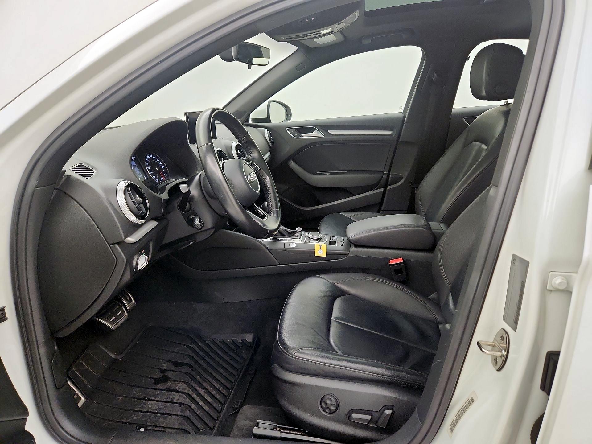 Thumbnail: 2017 Audi A3 - 11