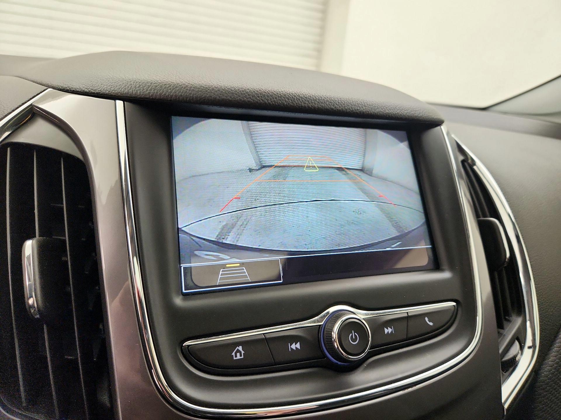 Thumbnail: 2019 Chevrolet Cruze - 14