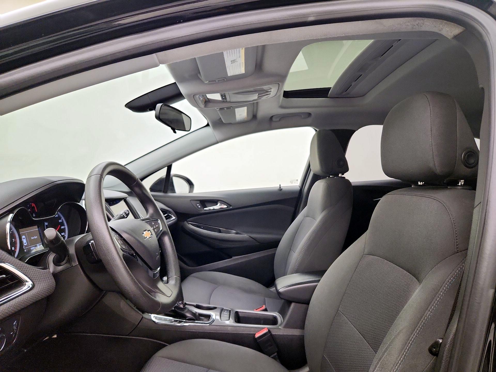 Thumbnail: 2019 Chevrolet Cruze - 19