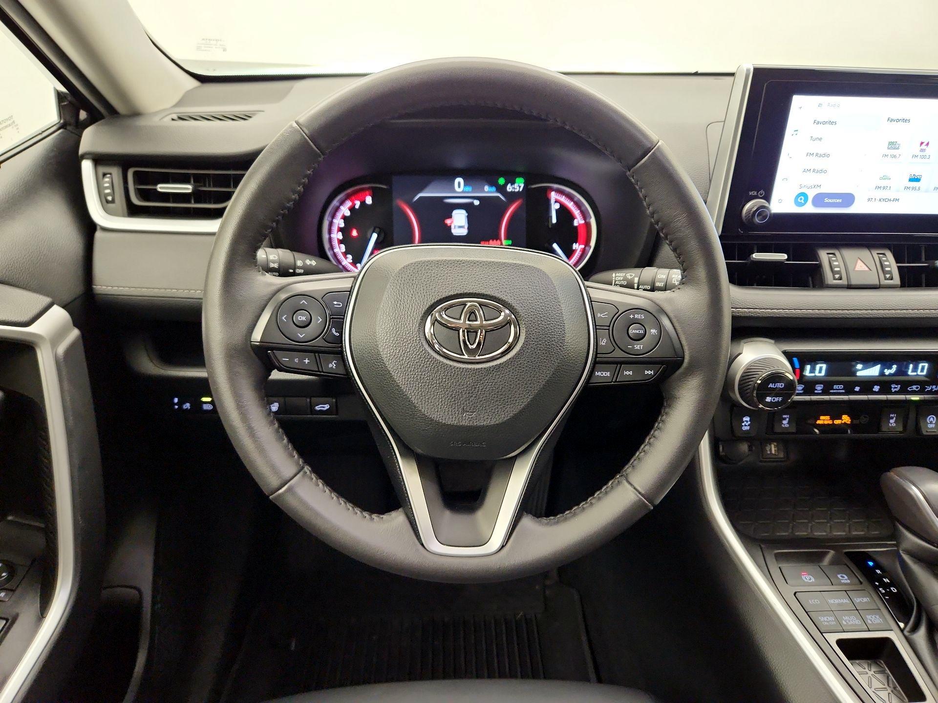 Thumbnail: 2023 Toyota RAV4 - 10