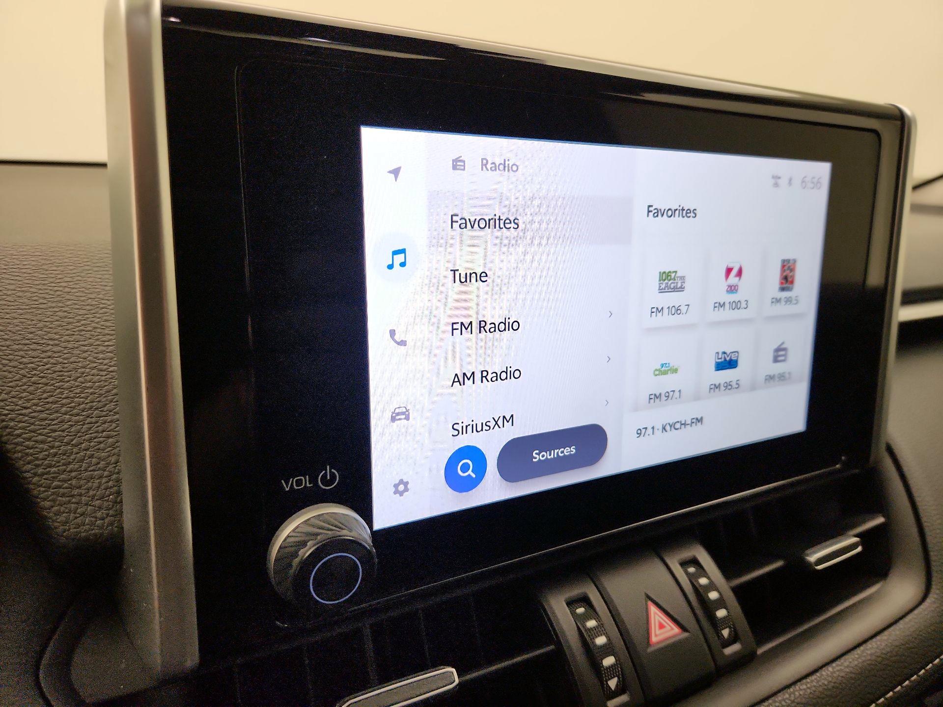 Thumbnail: 2023 Toyota RAV4 - 15