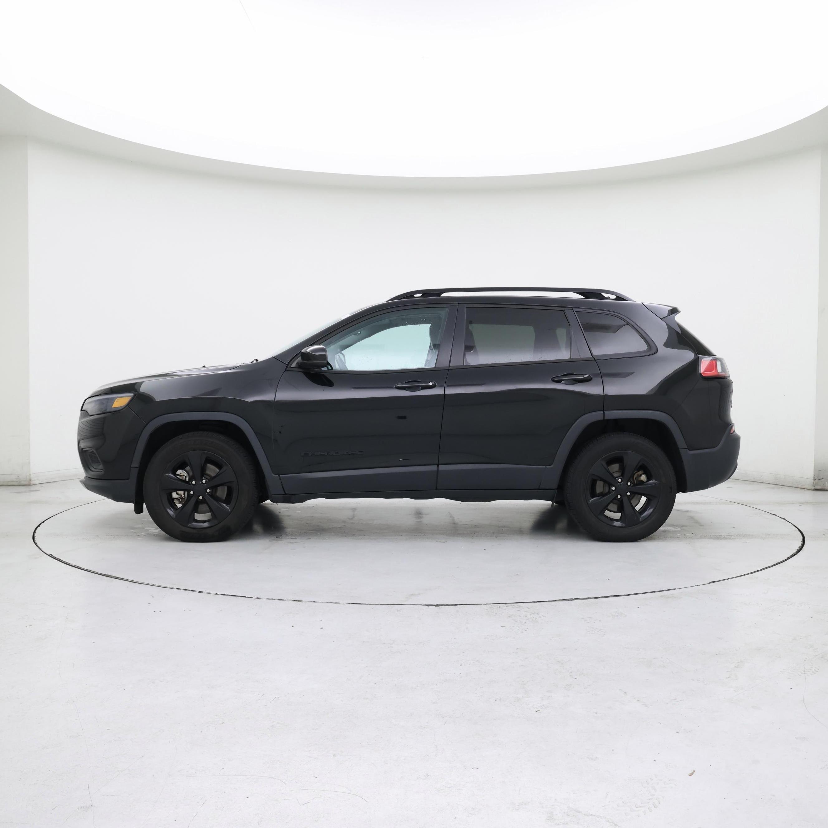 Thumbnail: 2019 Jeep Cherokee - 3