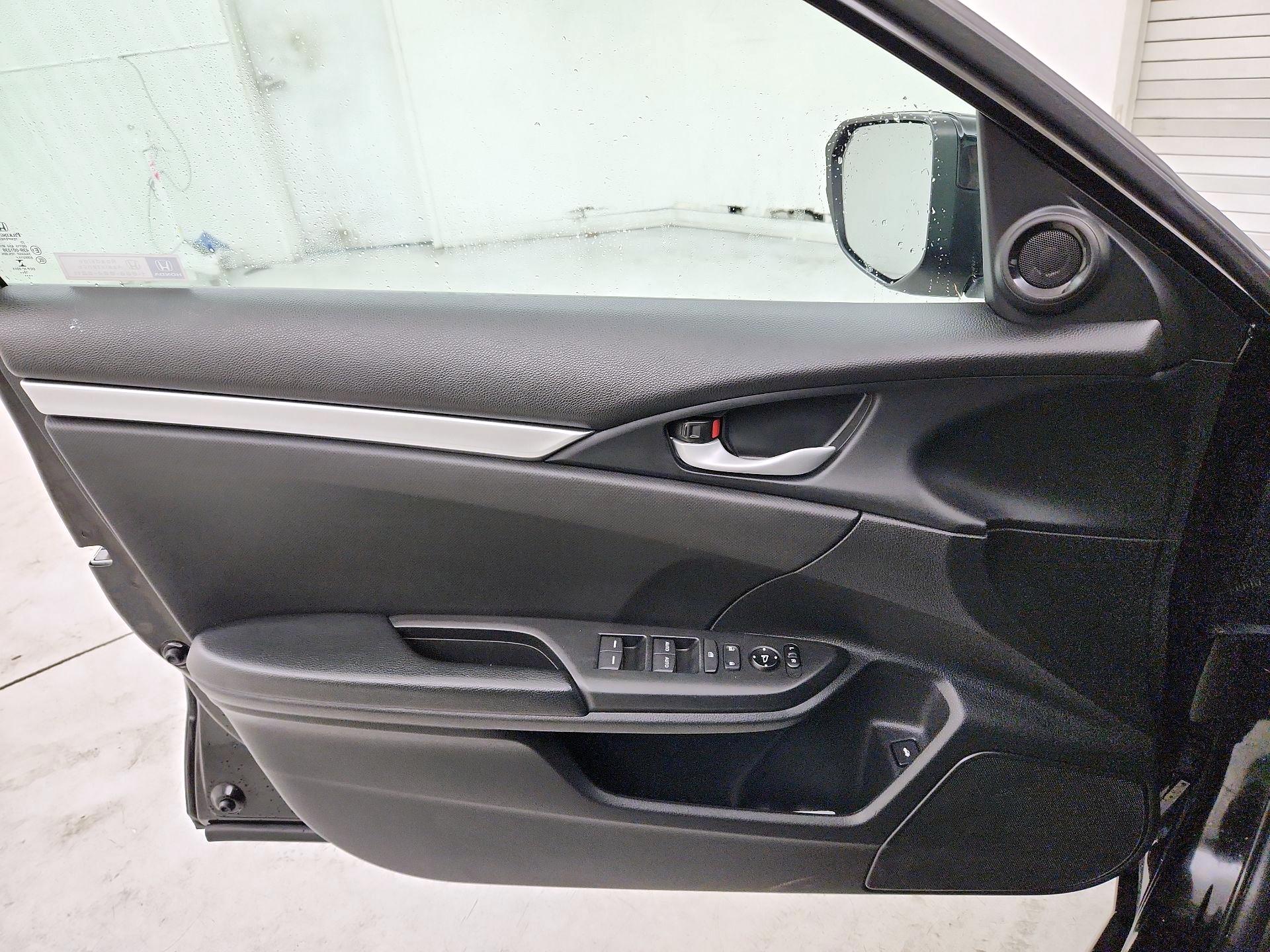 Thumbnail: 2019 Honda Civic - 12