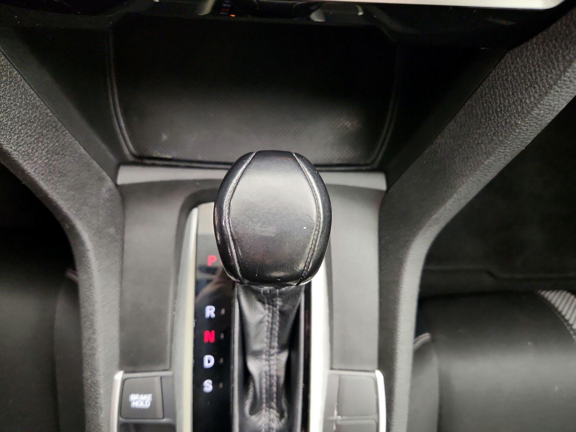 Thumbnail: 2019 Honda Civic - 17