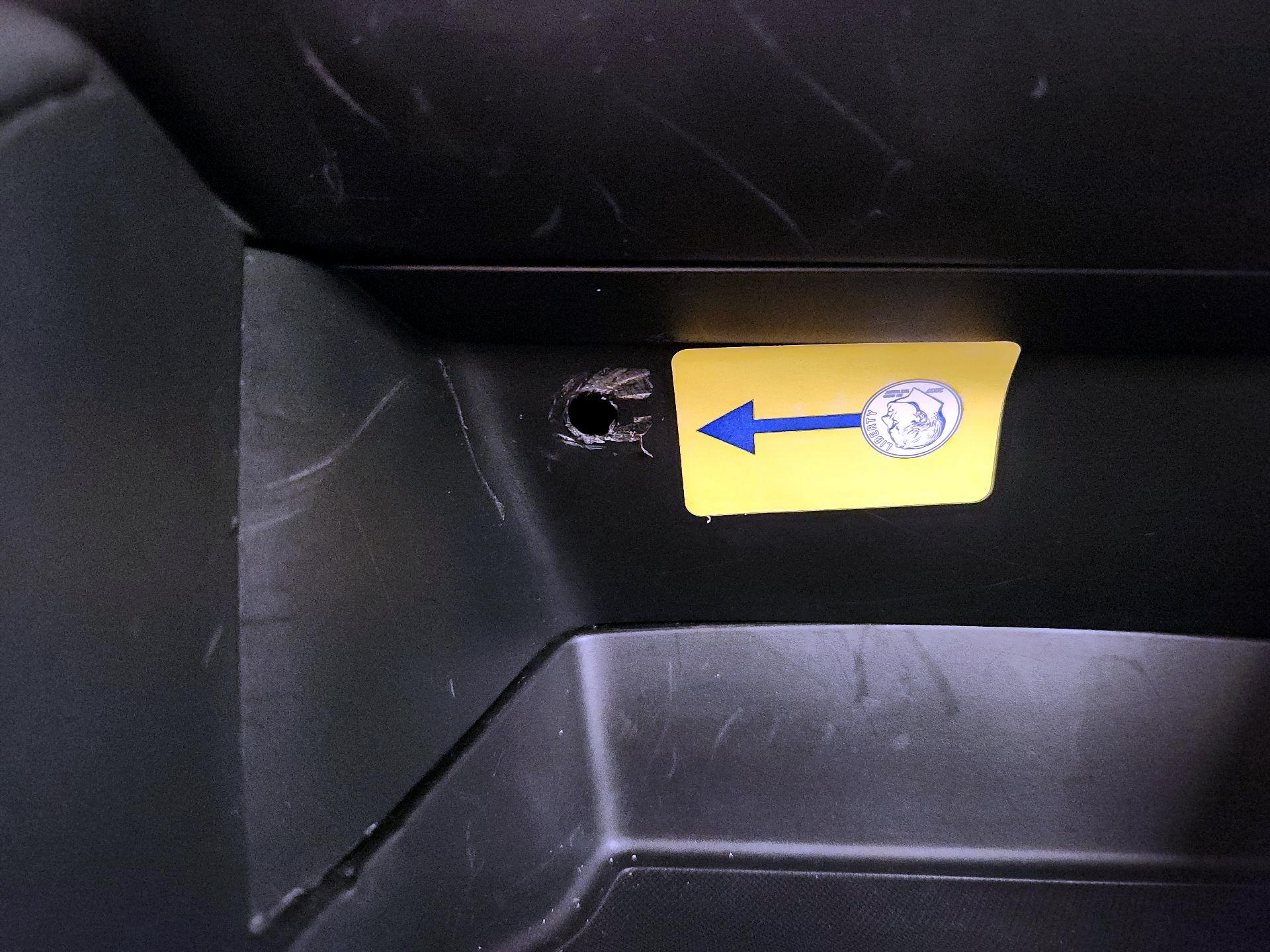 Thumbnail: 2023 Mazda Mazda3 - 18