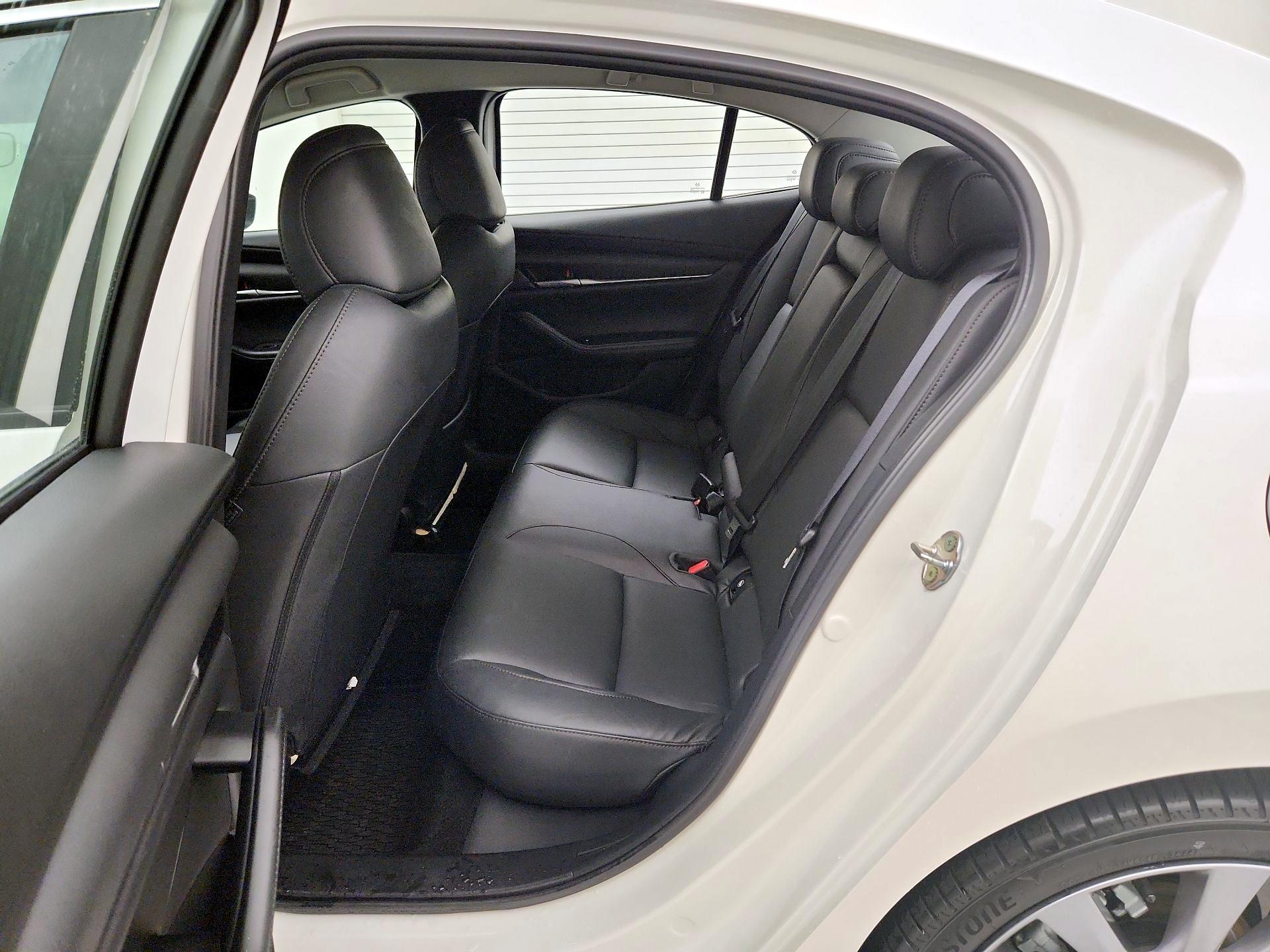 Thumbnail: 2023 Mazda Mazda3 - 19