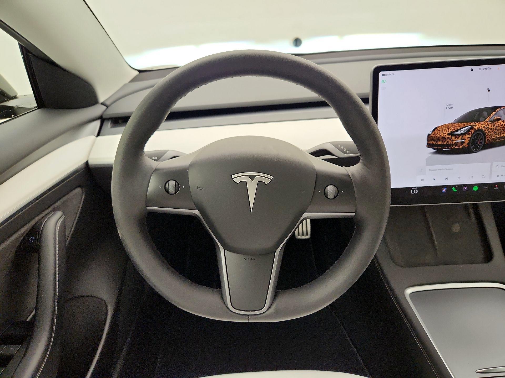 Thumbnail: 2023 Tesla Model 3 - 10