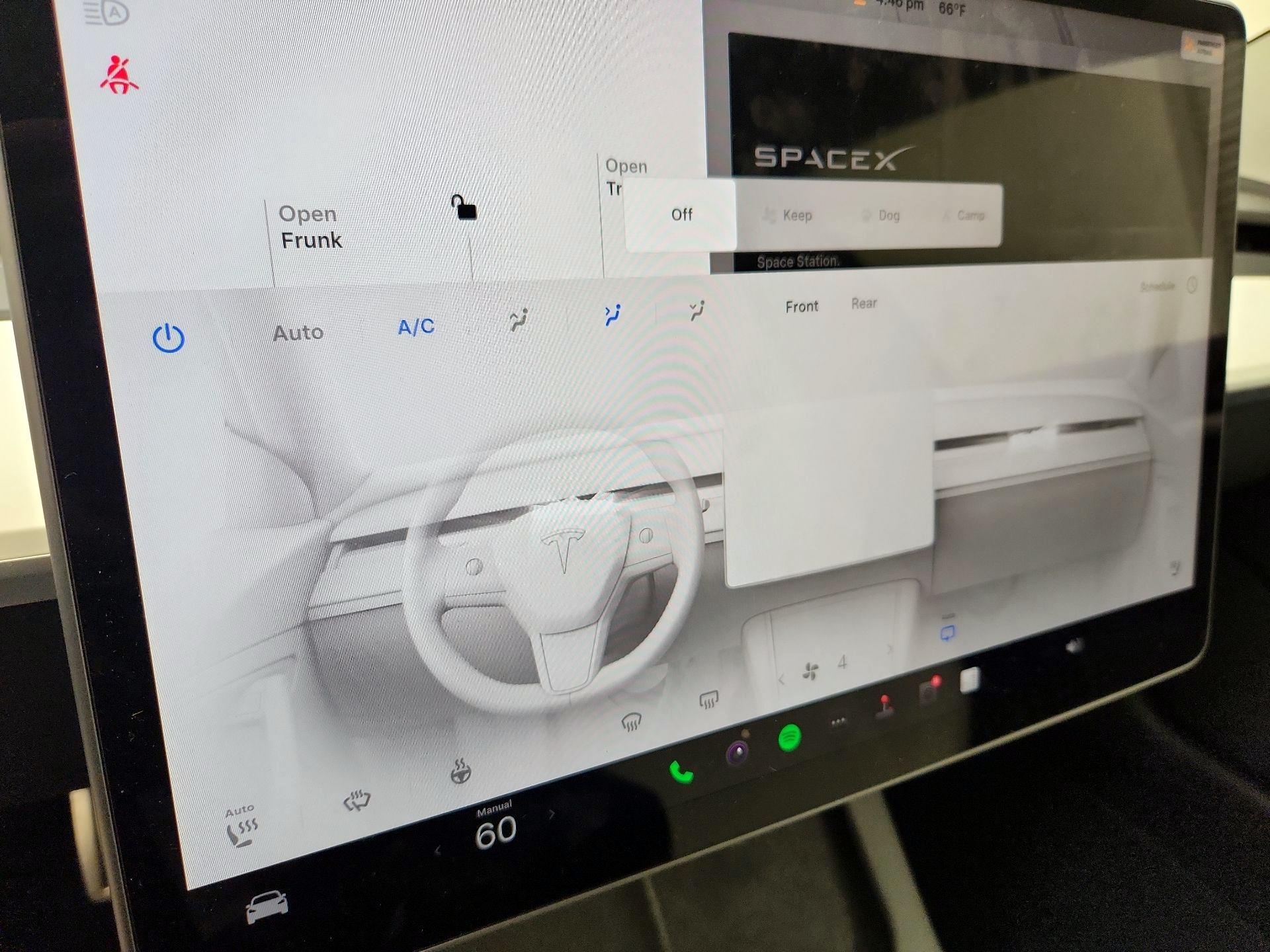 Thumbnail: 2023 Tesla Model 3 - 16