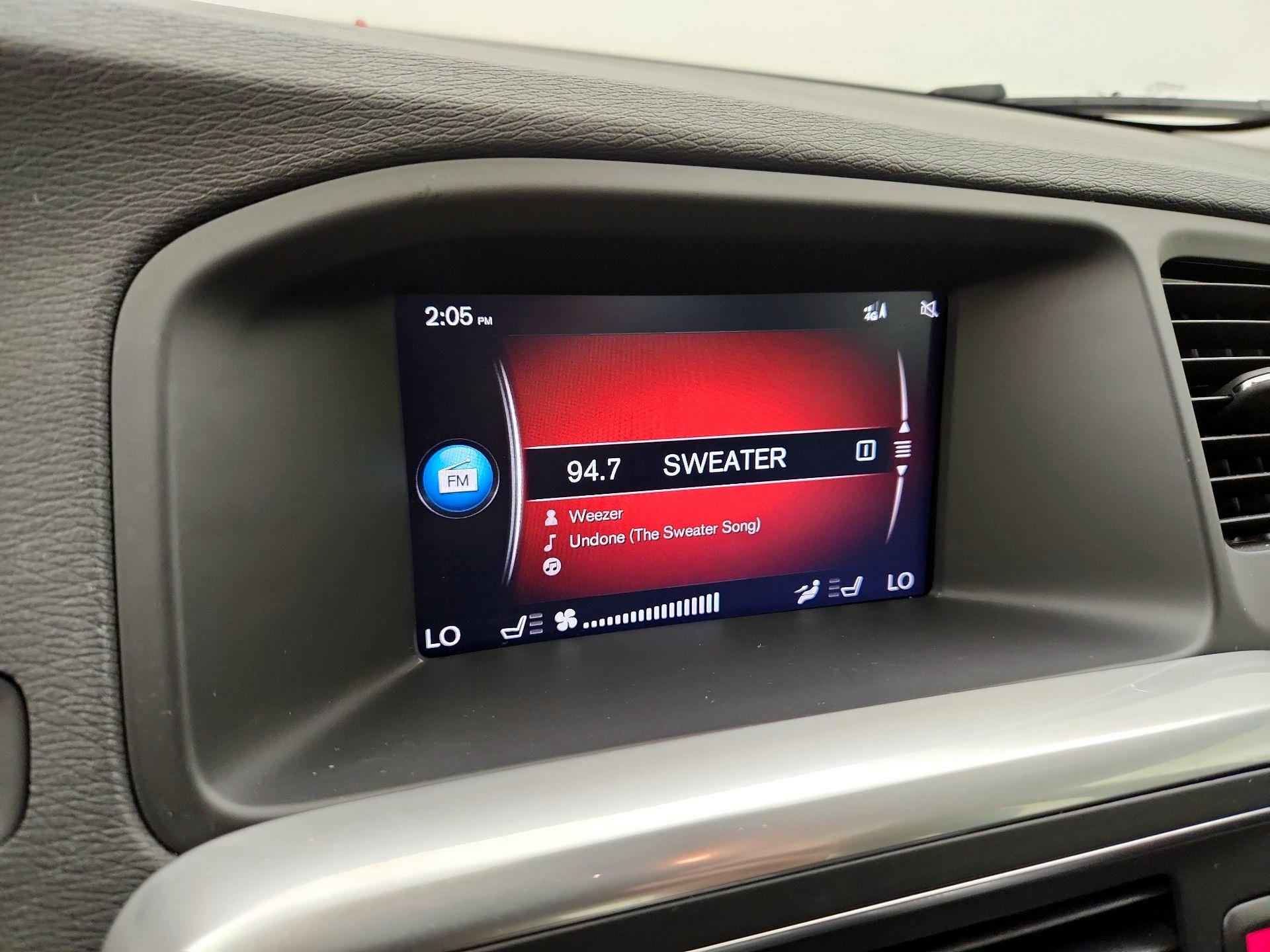 Thumbnail: 2018 Volvo S60 - 16