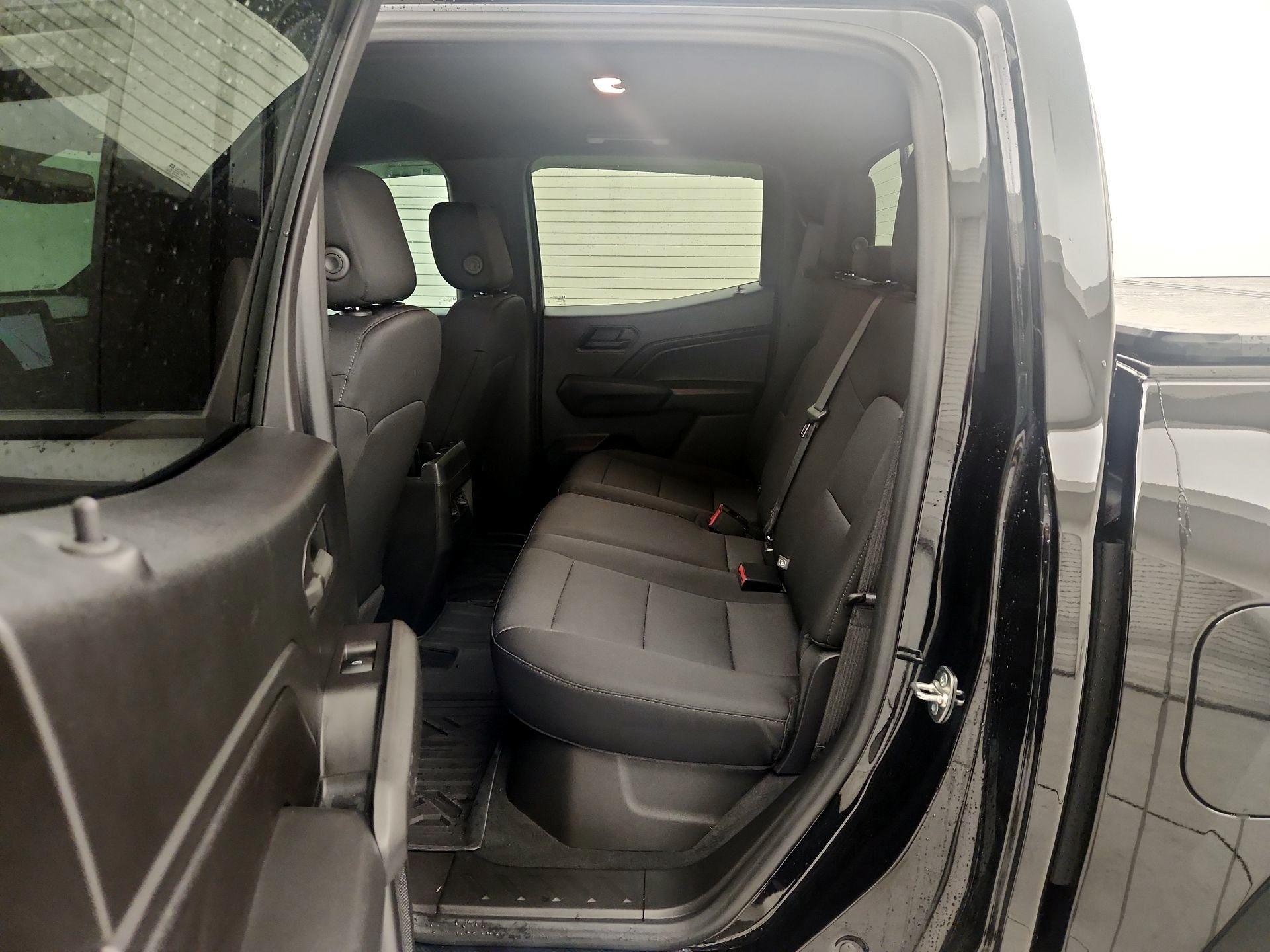 Thumbnail: 2024 Chevrolet Colorado - 20