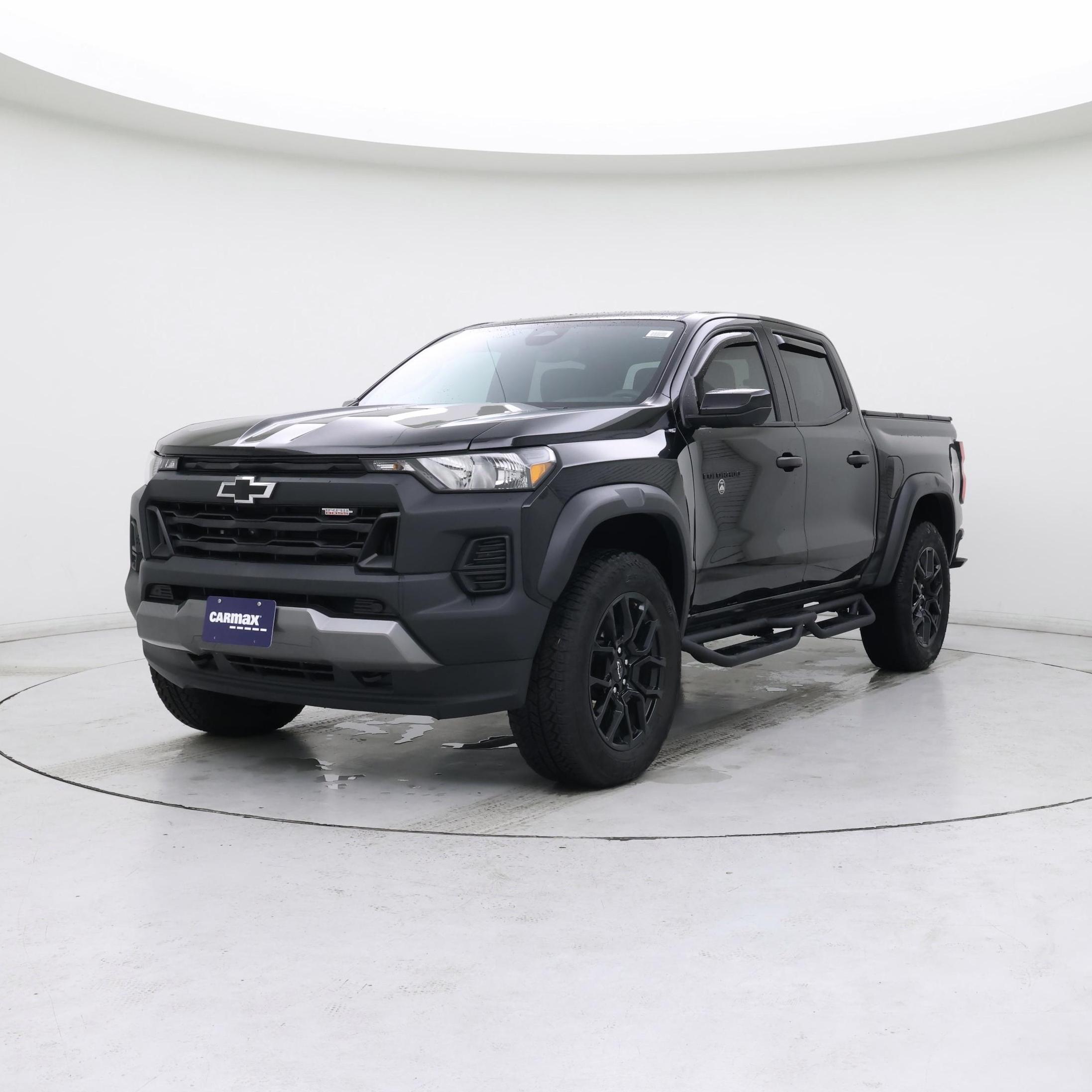 Thumbnail: 2024 Chevrolet Colorado - 4