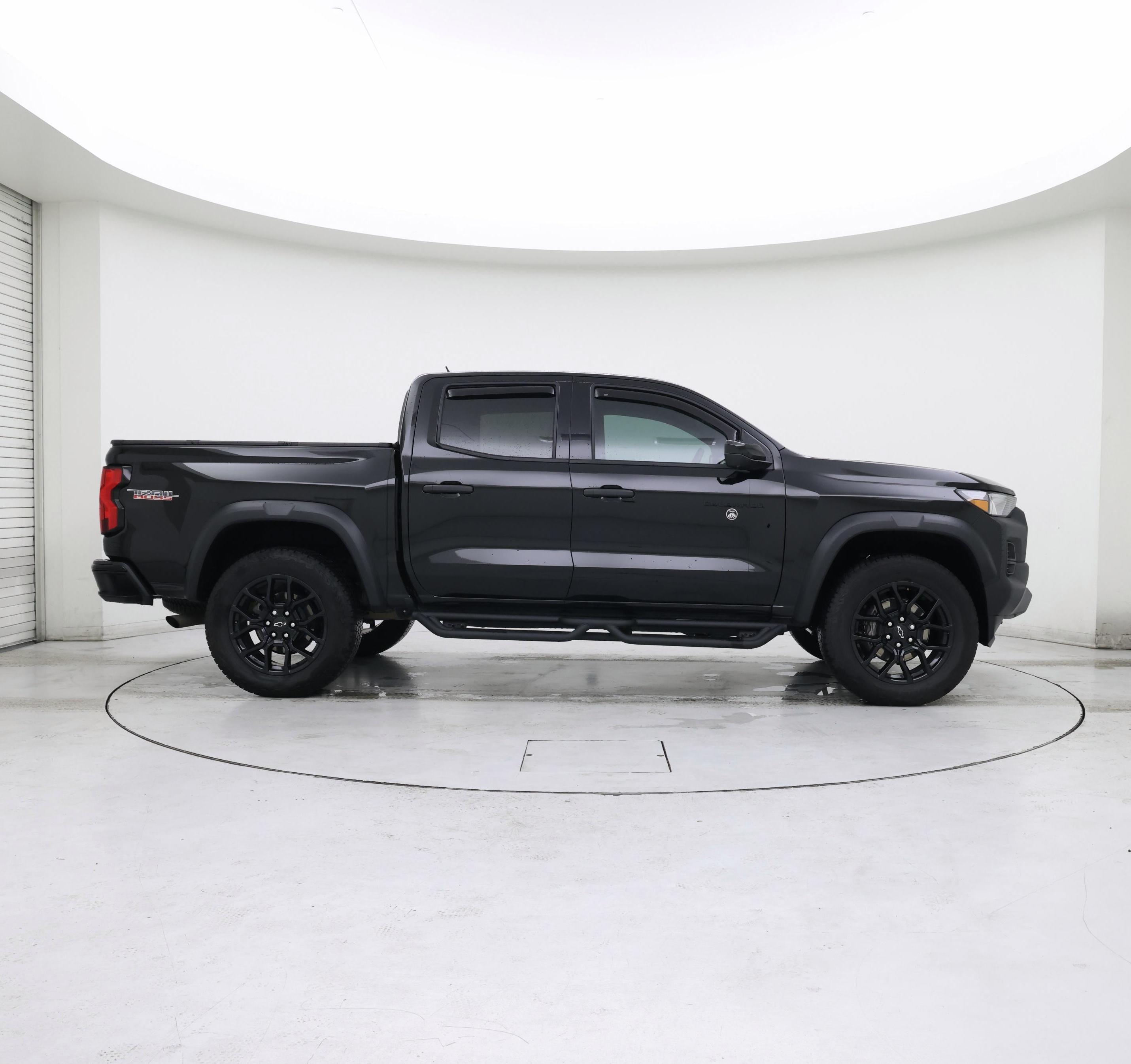 Thumbnail: 2024 Chevrolet Colorado - 7