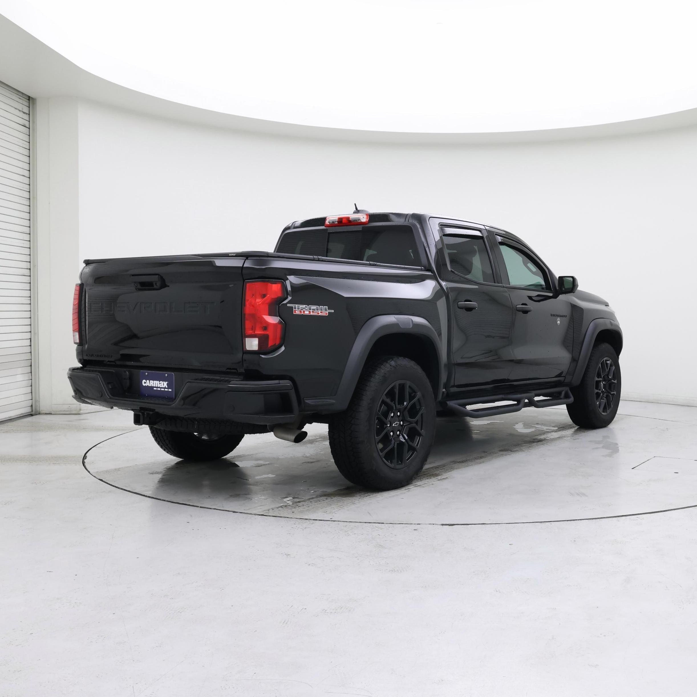 Thumbnail: 2024 Chevrolet Colorado - 8