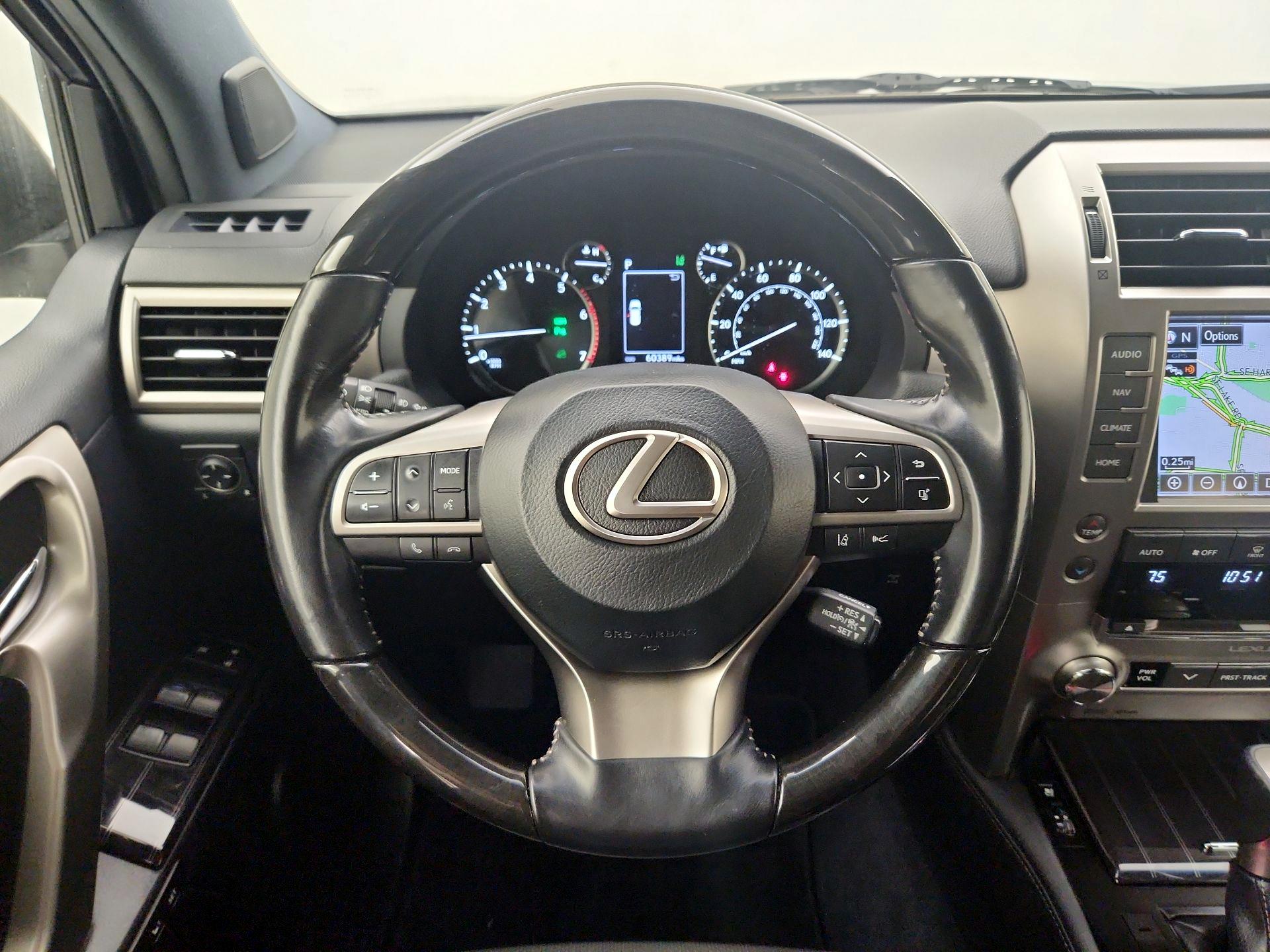 Thumbnail: 2020 Lexus GX - 10