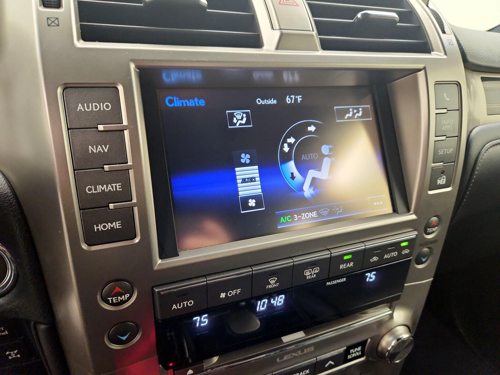 Thumbnail: 2020 Lexus GX - 17