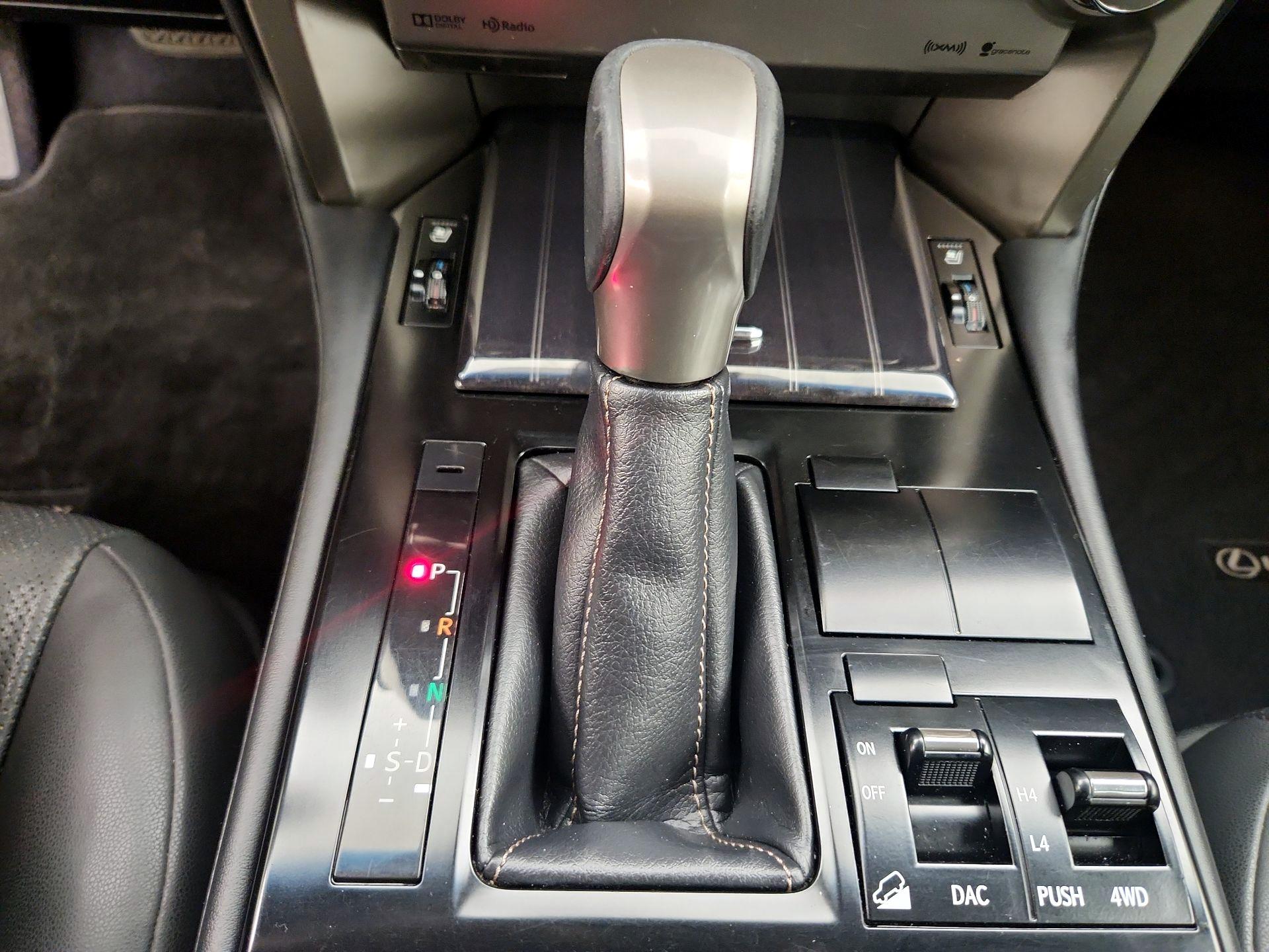 Thumbnail: 2020 Lexus GX - 18