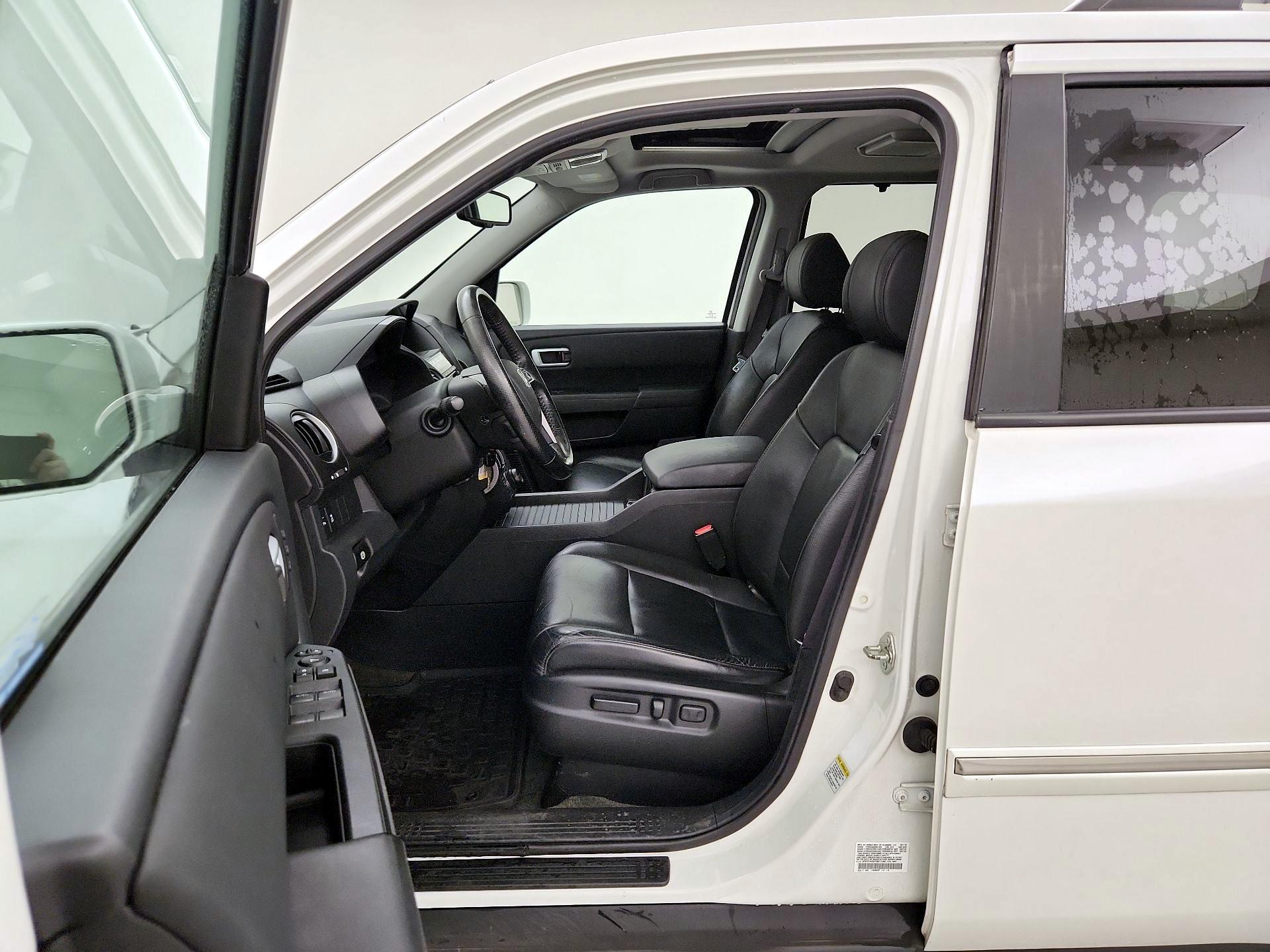 Thumbnail: 2015 Honda Pilot - 11