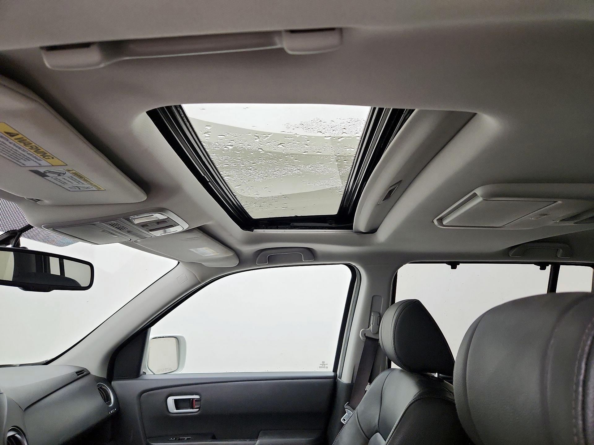 Thumbnail: 2015 Honda Pilot - 19