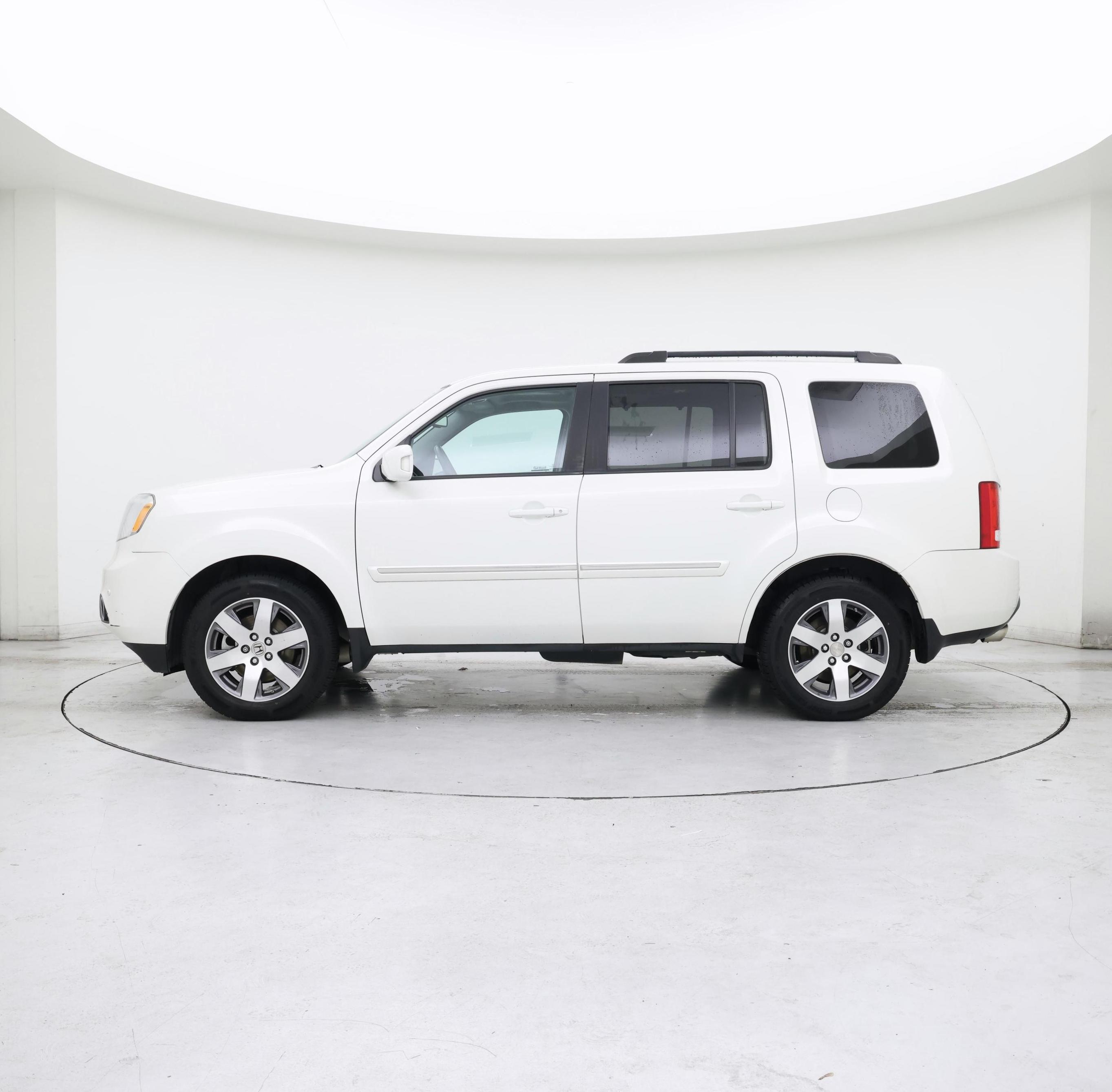 Thumbnail: 2015 Honda Pilot - 3