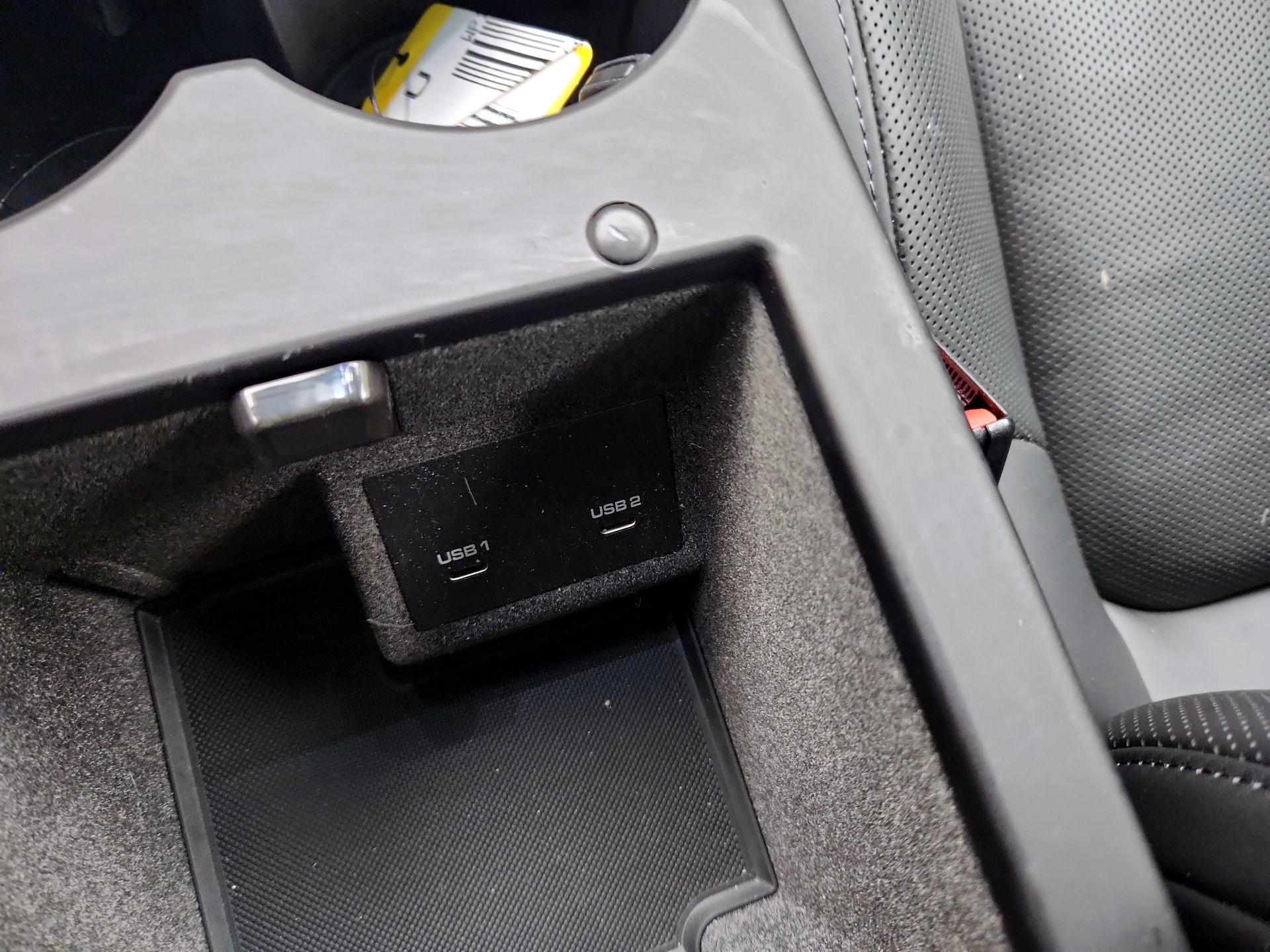 Thumbnail: 2022 Porsche Macan - 19