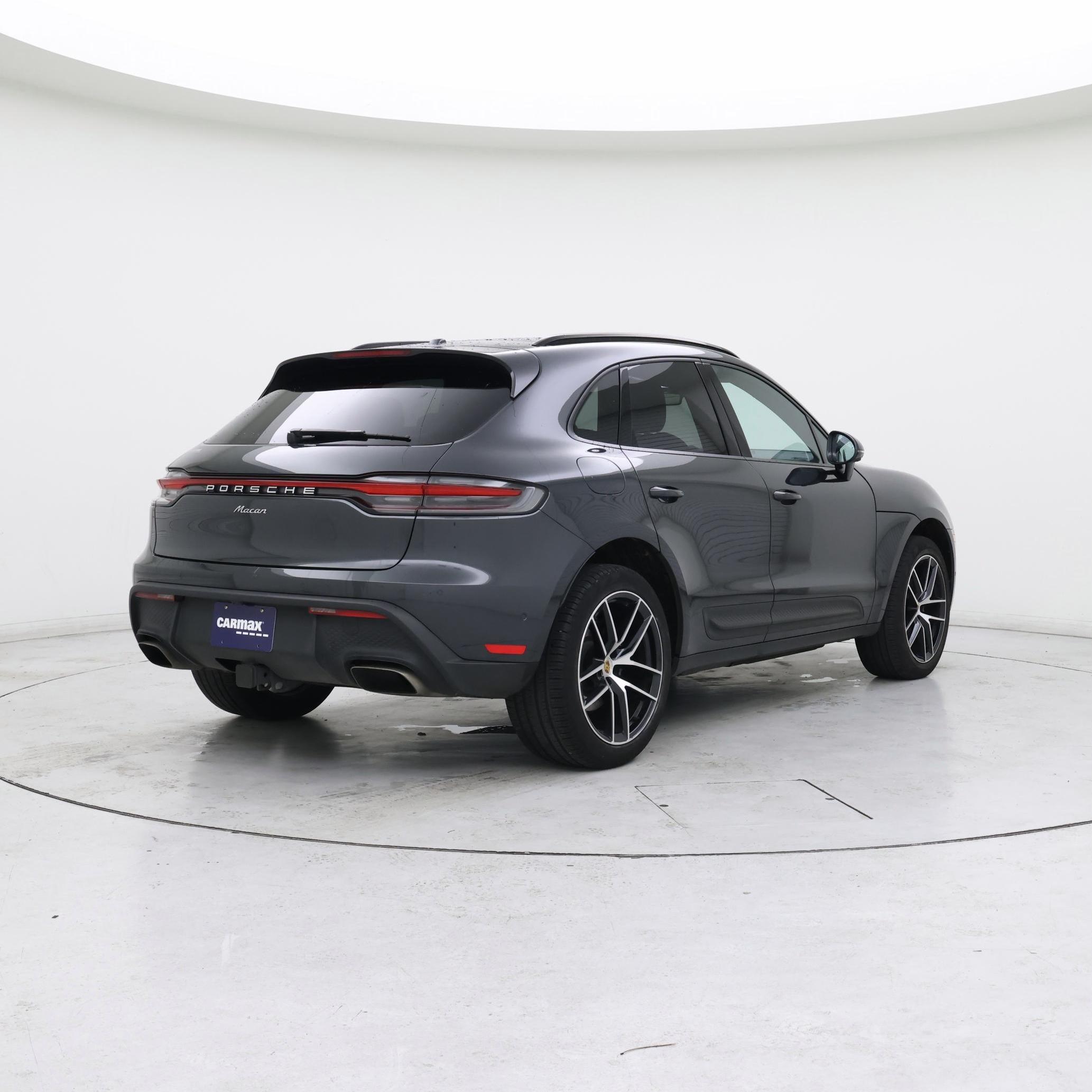 Thumbnail: 2022 Porsche Macan - 8