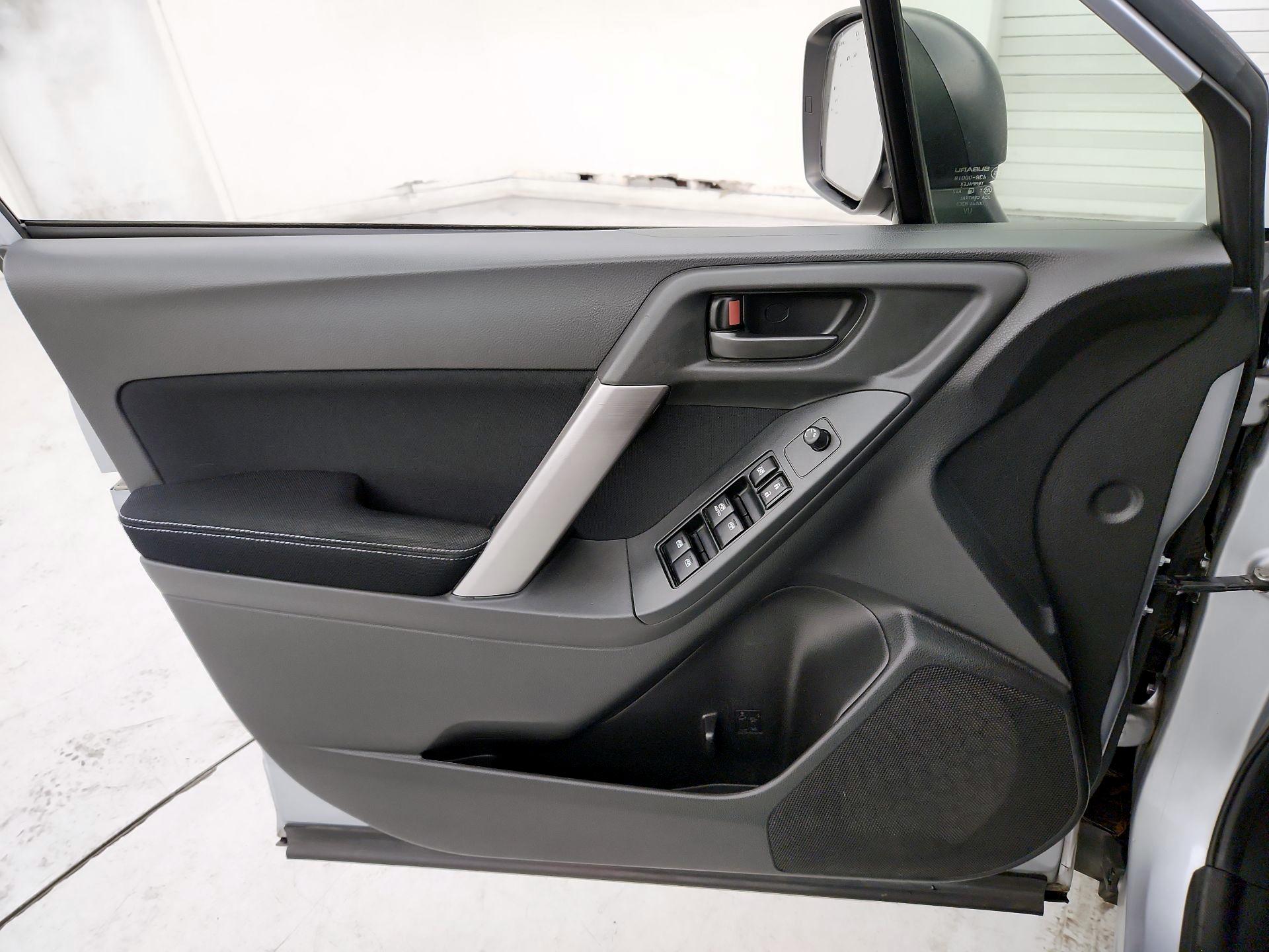 Thumbnail: 2014 Subaru Forester - 12