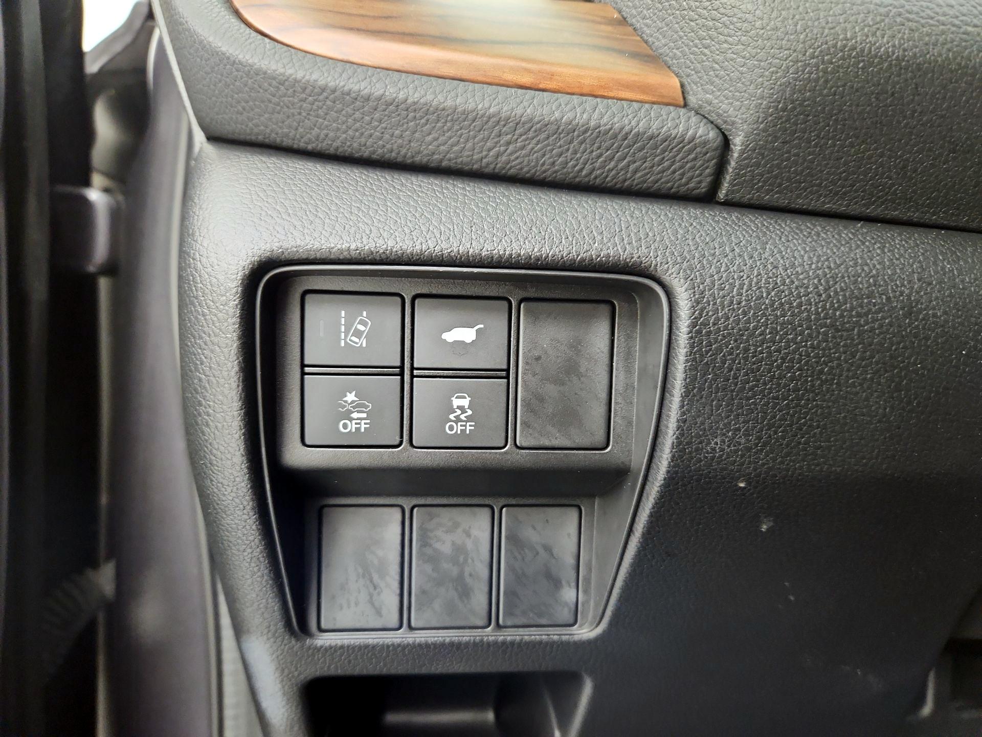 Thumbnail: 2018 Honda CR-V - 13