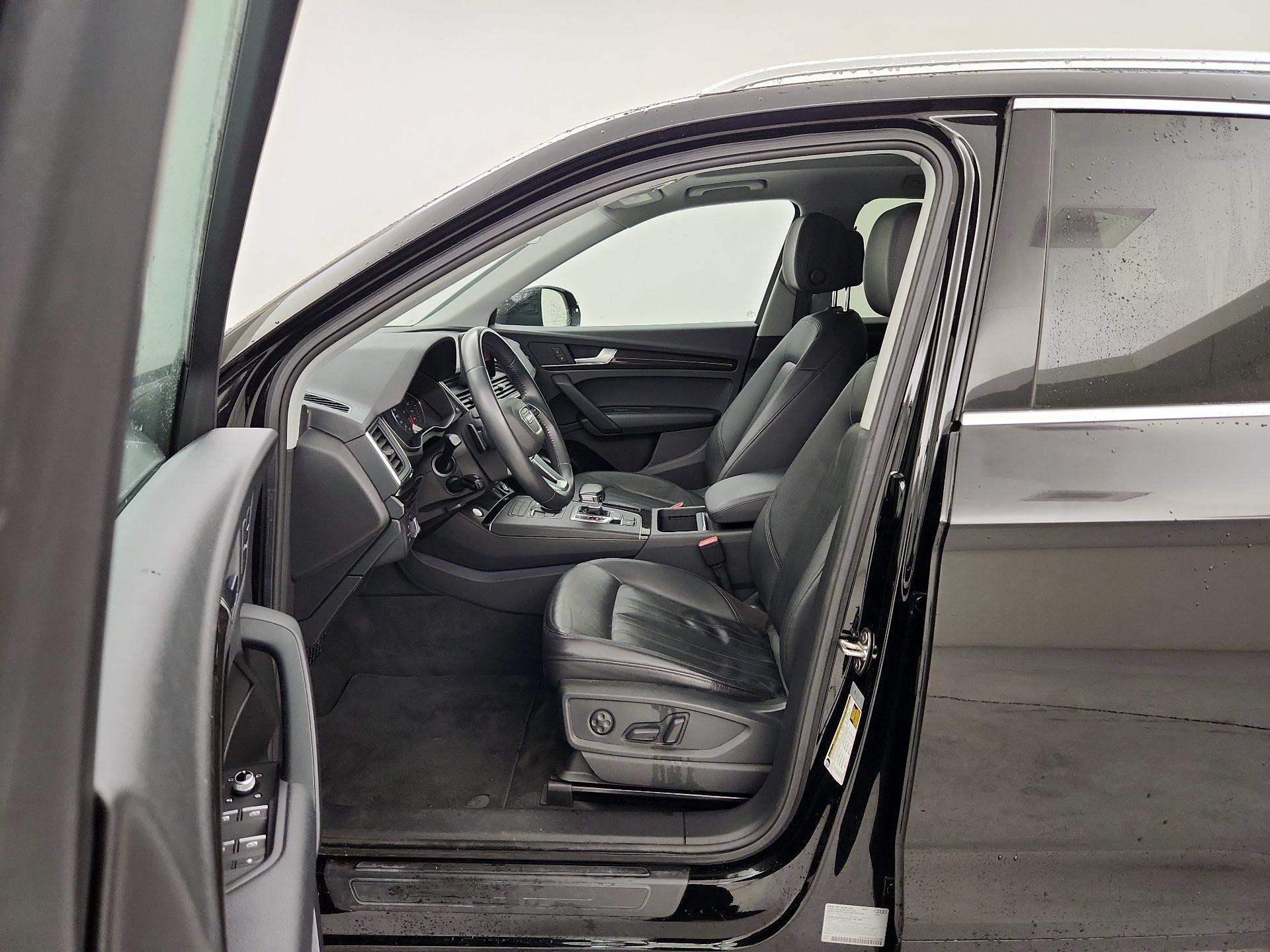 Thumbnail: 2020 Audi Q5 - 11