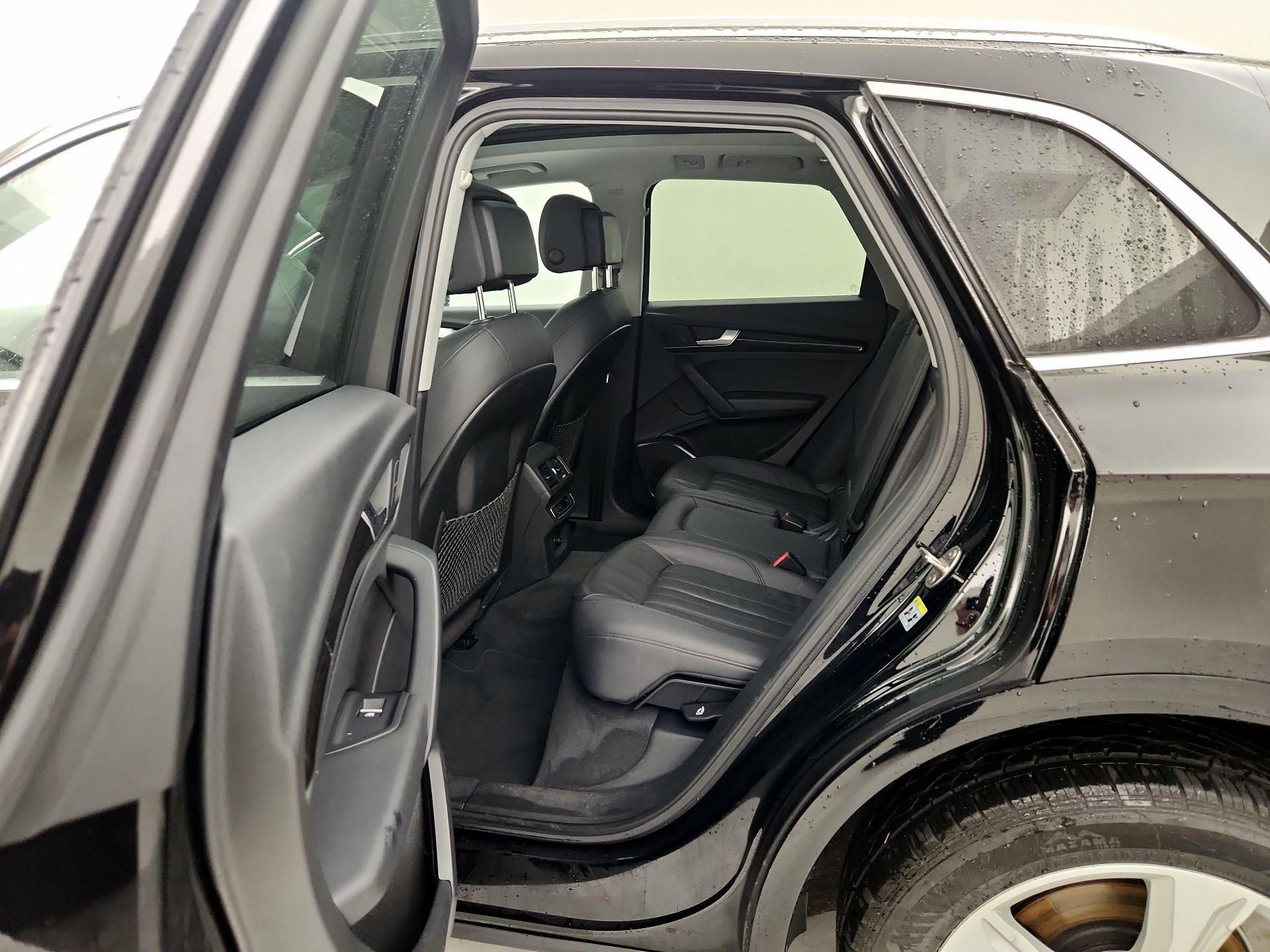 Thumbnail: 2020 Audi Q5 - 20