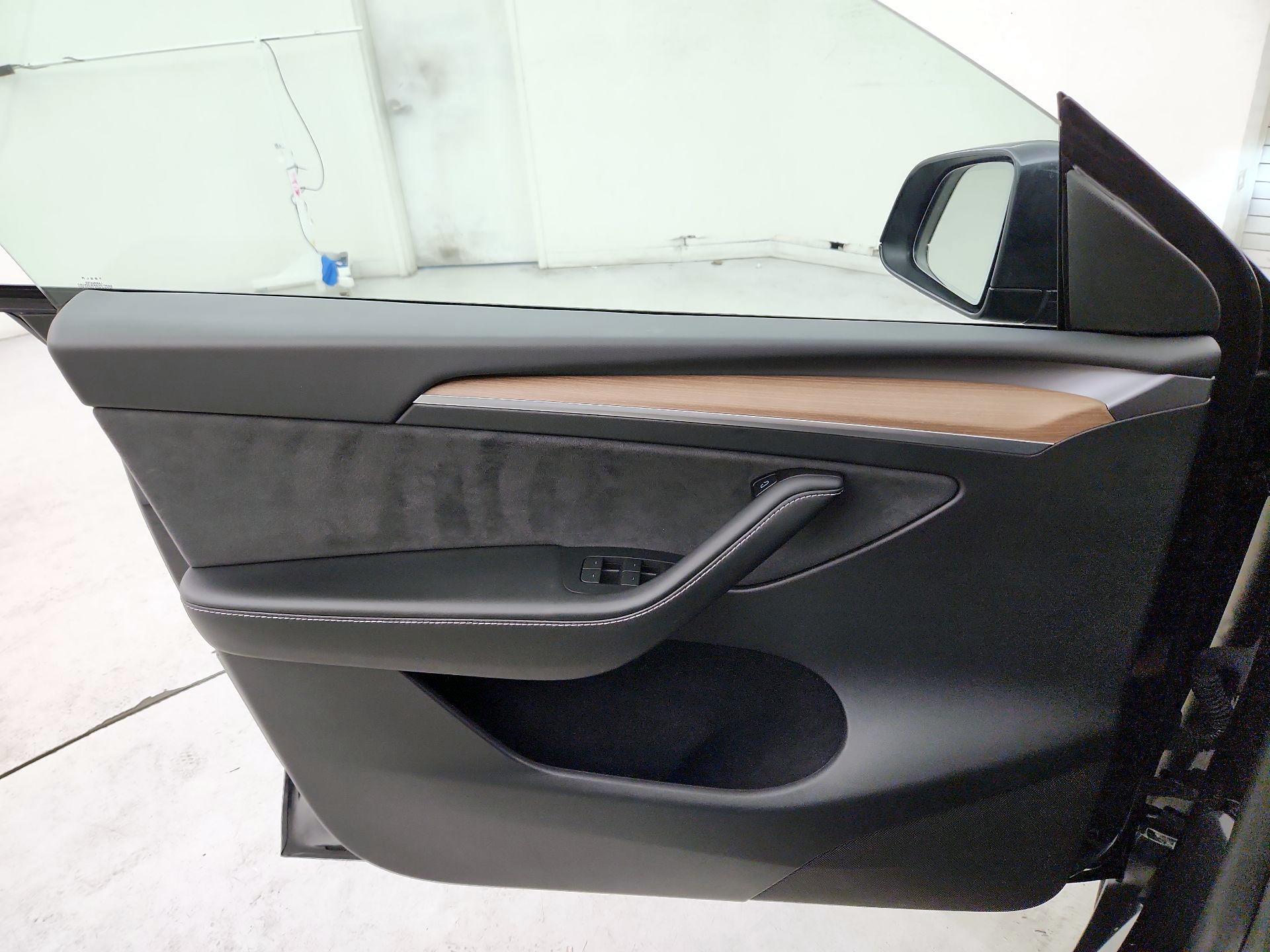 Thumbnail: 2024 Tesla Model Y - 12