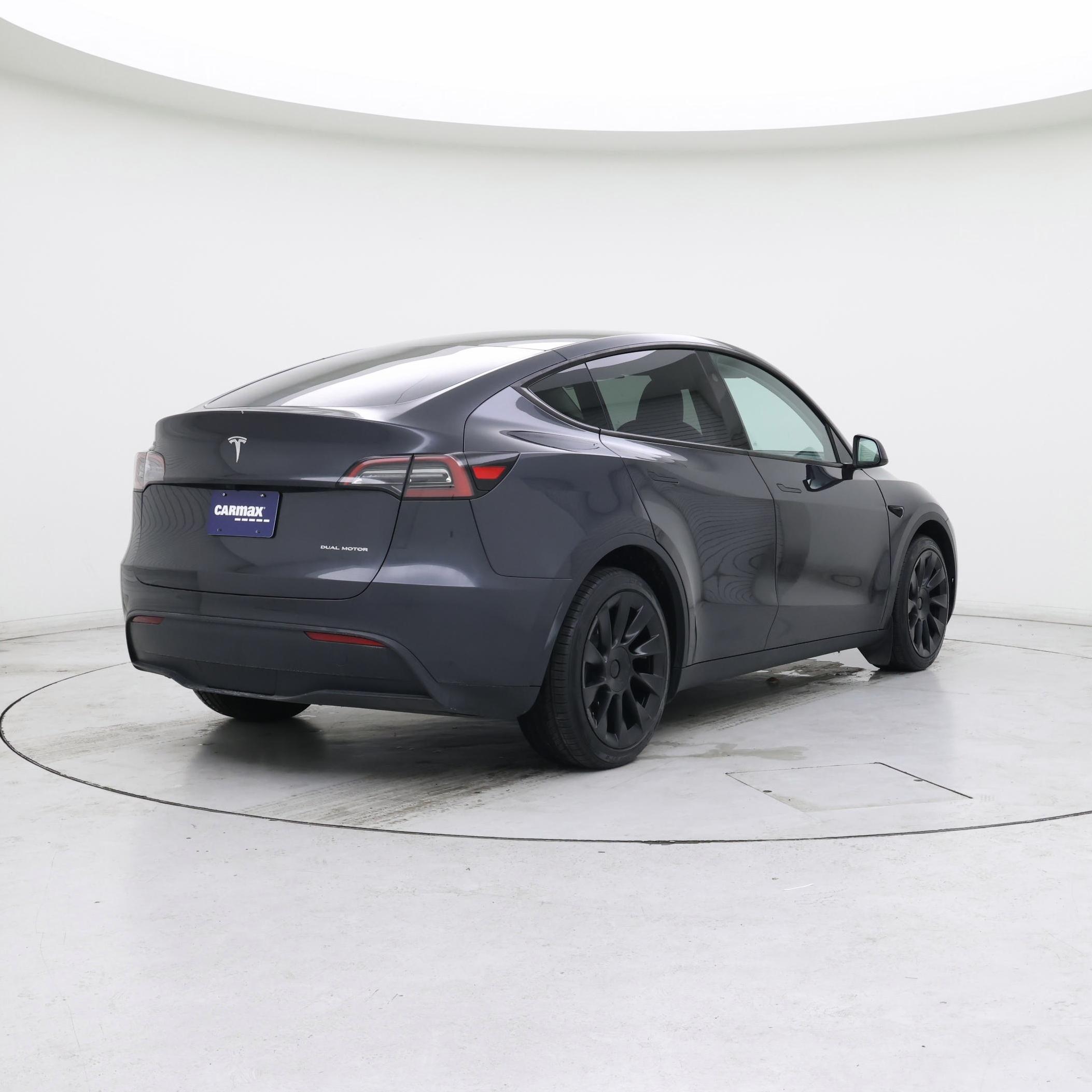 Thumbnail: 2024 Tesla Model Y - 8