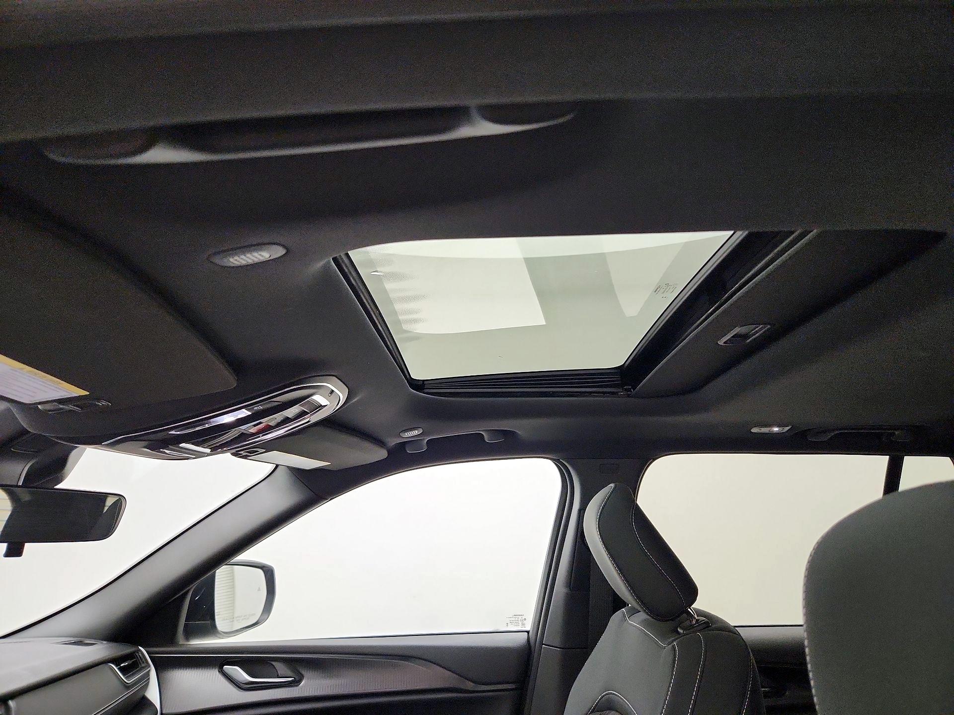 Thumbnail: 2024 Jeep Grand Cherokee - 19