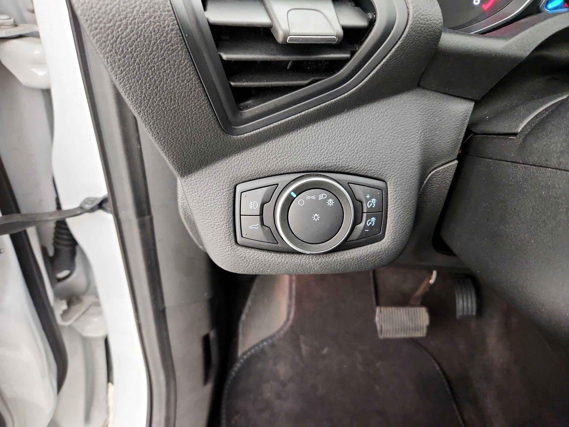 Thumbnail: 2018 Ford Escape - 13