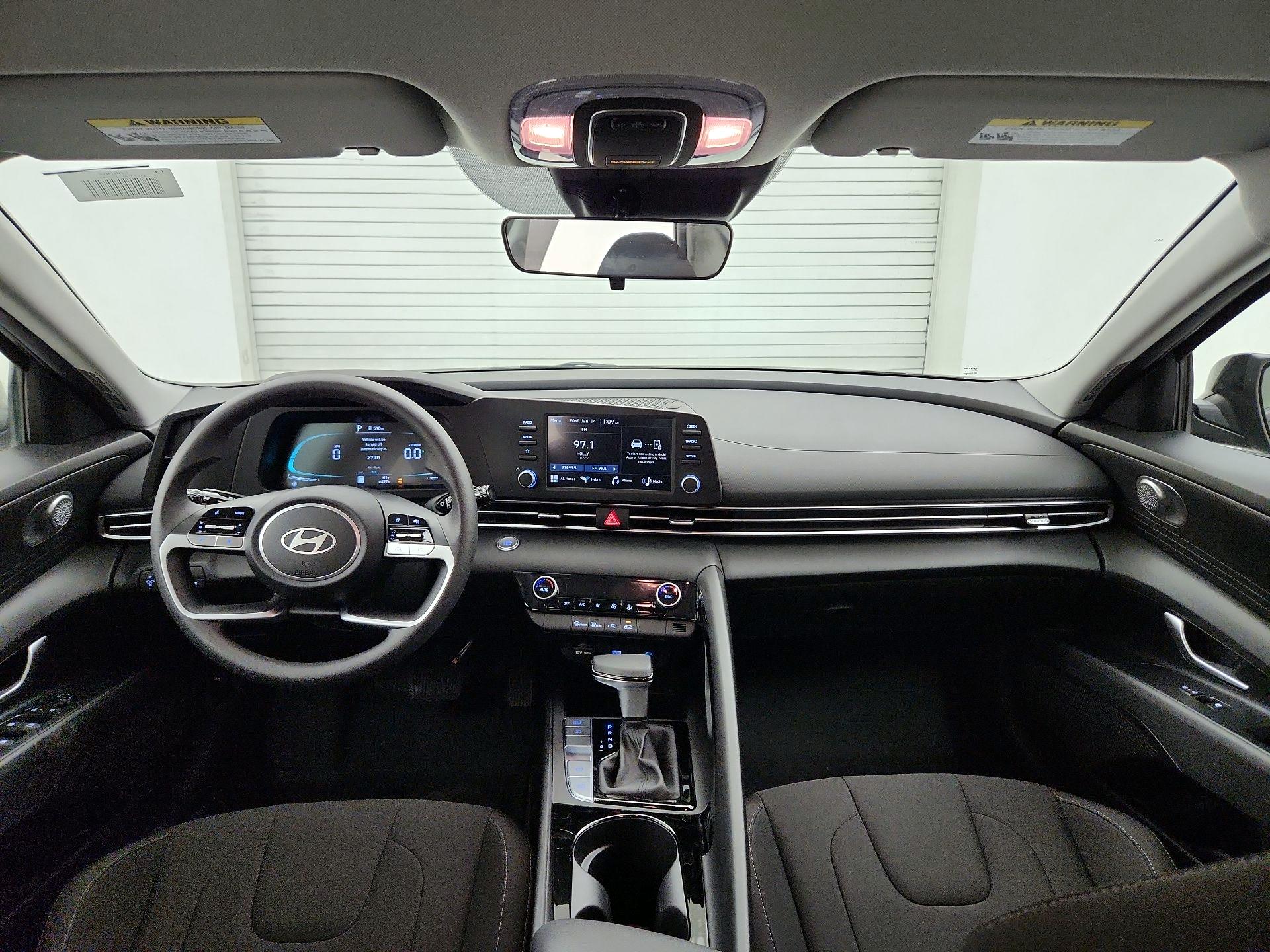 Thumbnail: 2025 Hyundai Elantra - 9