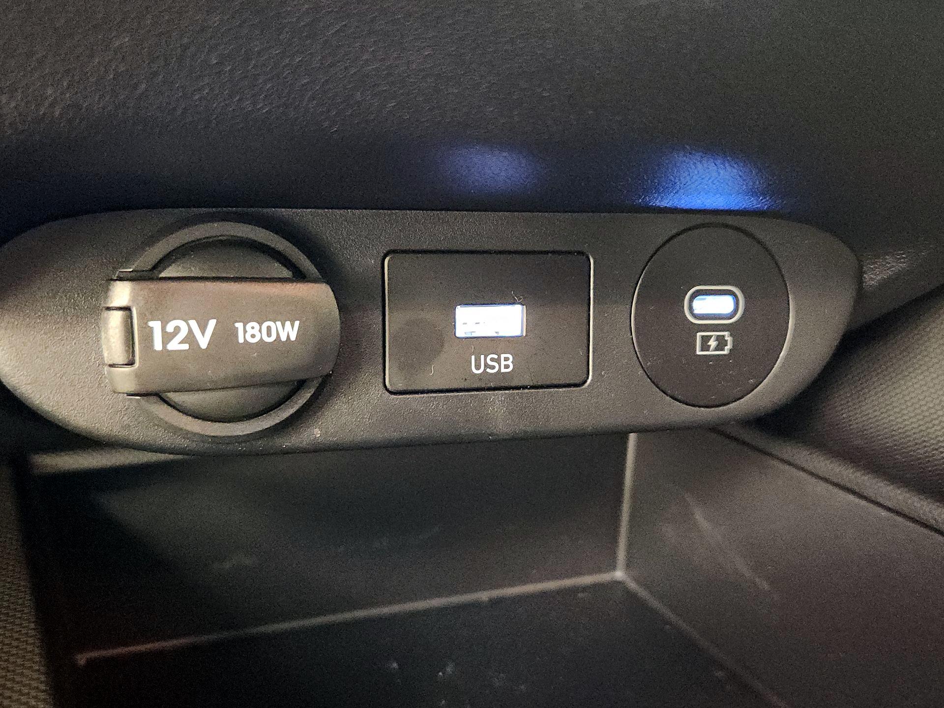 Thumbnail: 2025 Hyundai Elantra - 18