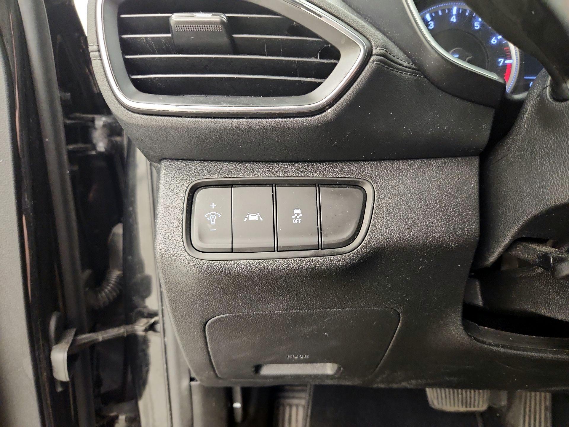 Thumbnail: 2020 Hyundai Santa Fe - 13