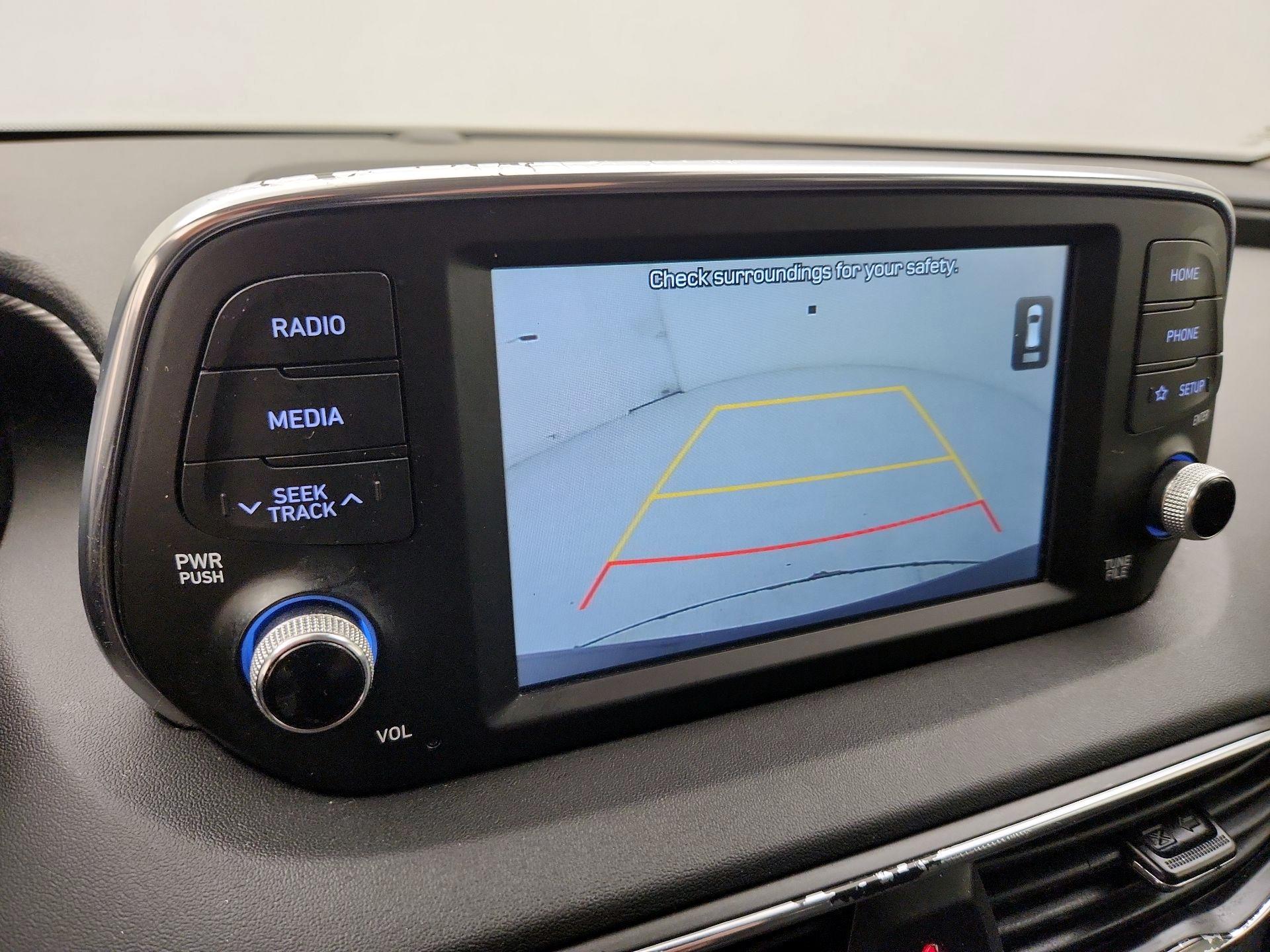 Thumbnail: 2020 Hyundai Santa Fe - 14