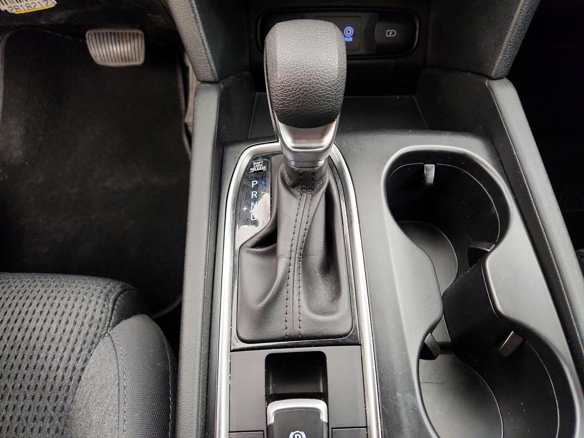 Thumbnail: 2020 Hyundai Santa Fe - 17